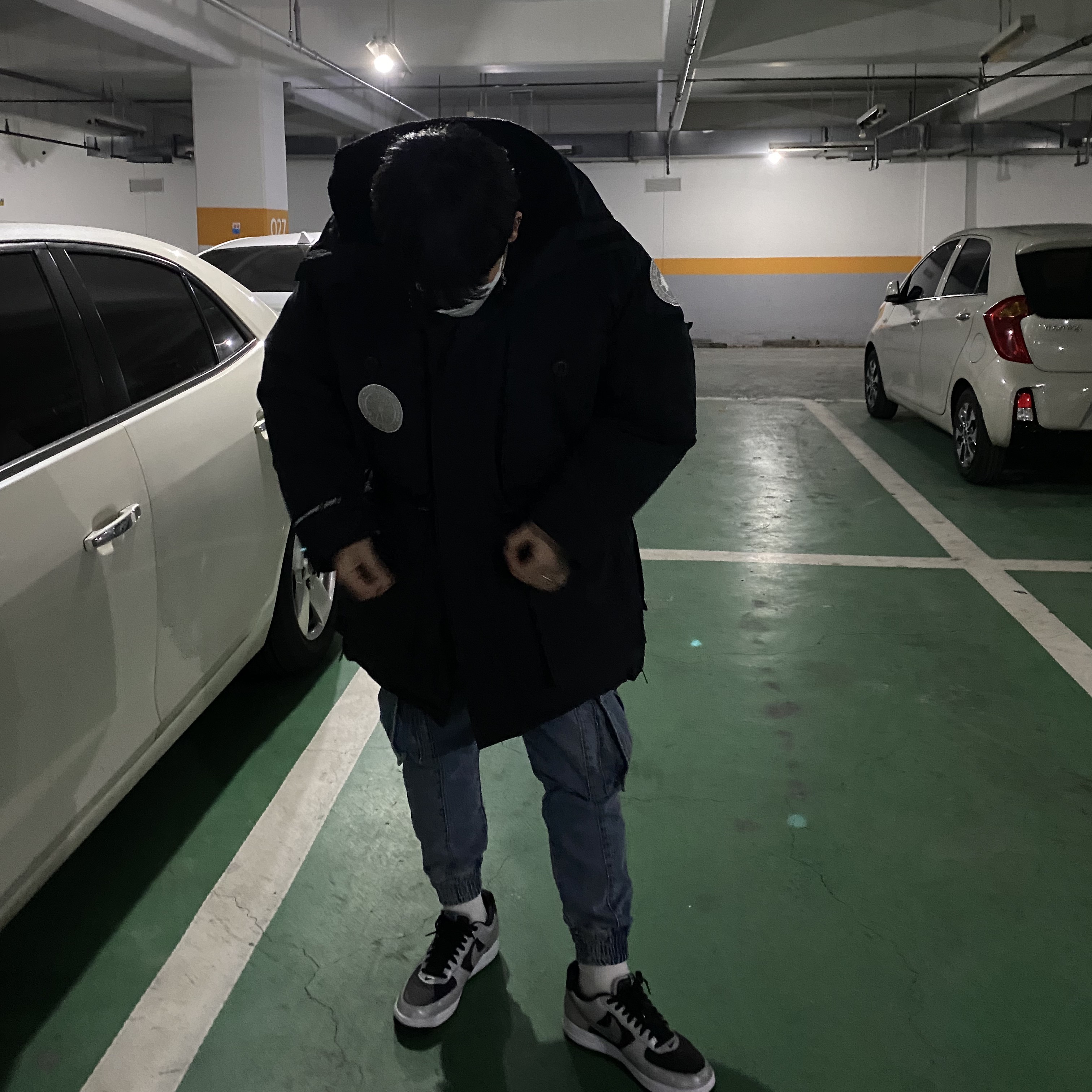 Nike Air Force 1 B Silver Snake, Canada Goose Expedition Parka Navy 착용 스타일