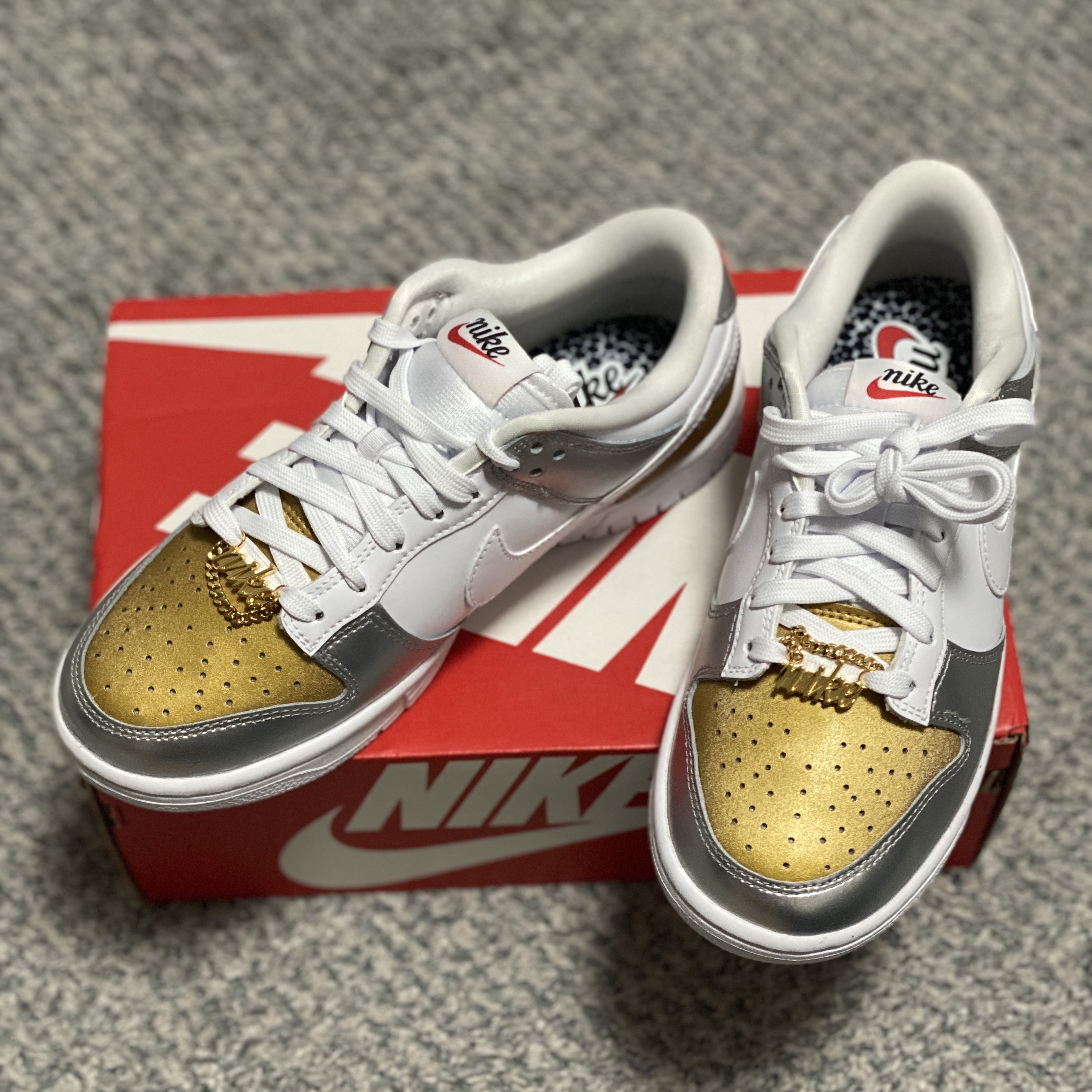 (W) Nike Dunk Low SE Heirloom 착용 스타일 - 1