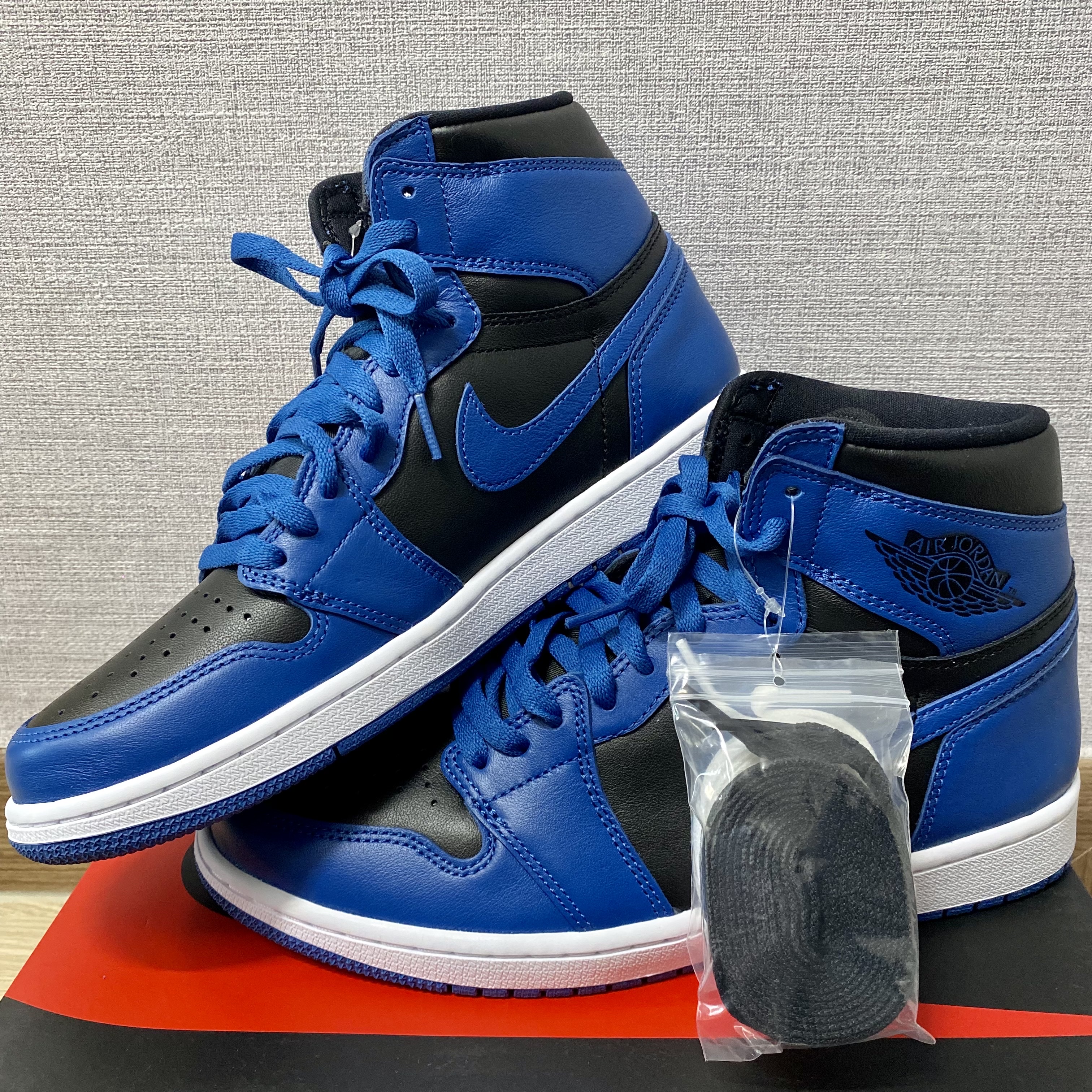 Jordan 1 Retro High OG Dark Marina Blue 착용 스타일