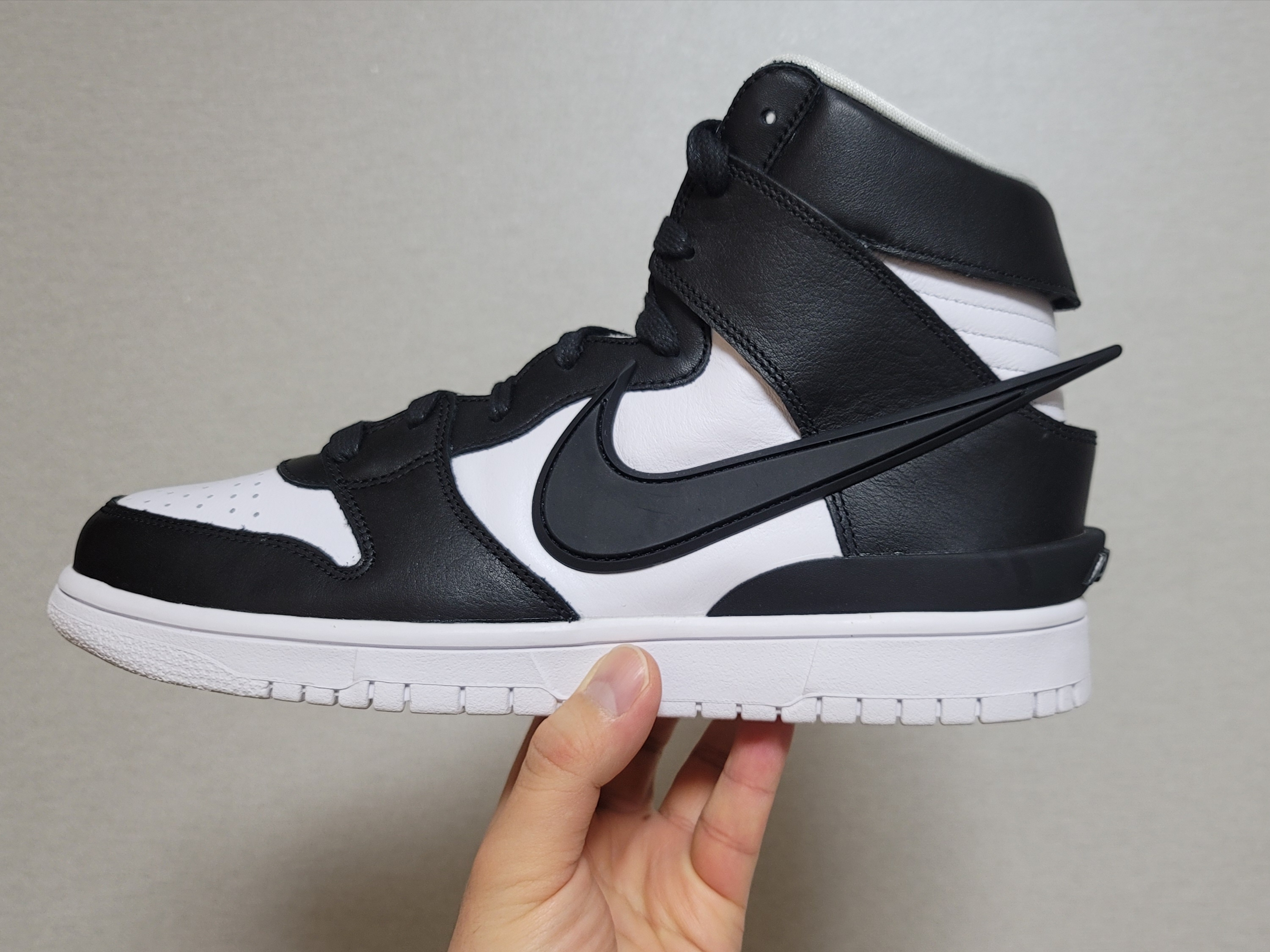Nike x Ambush Dunk High Black 착용 스타일