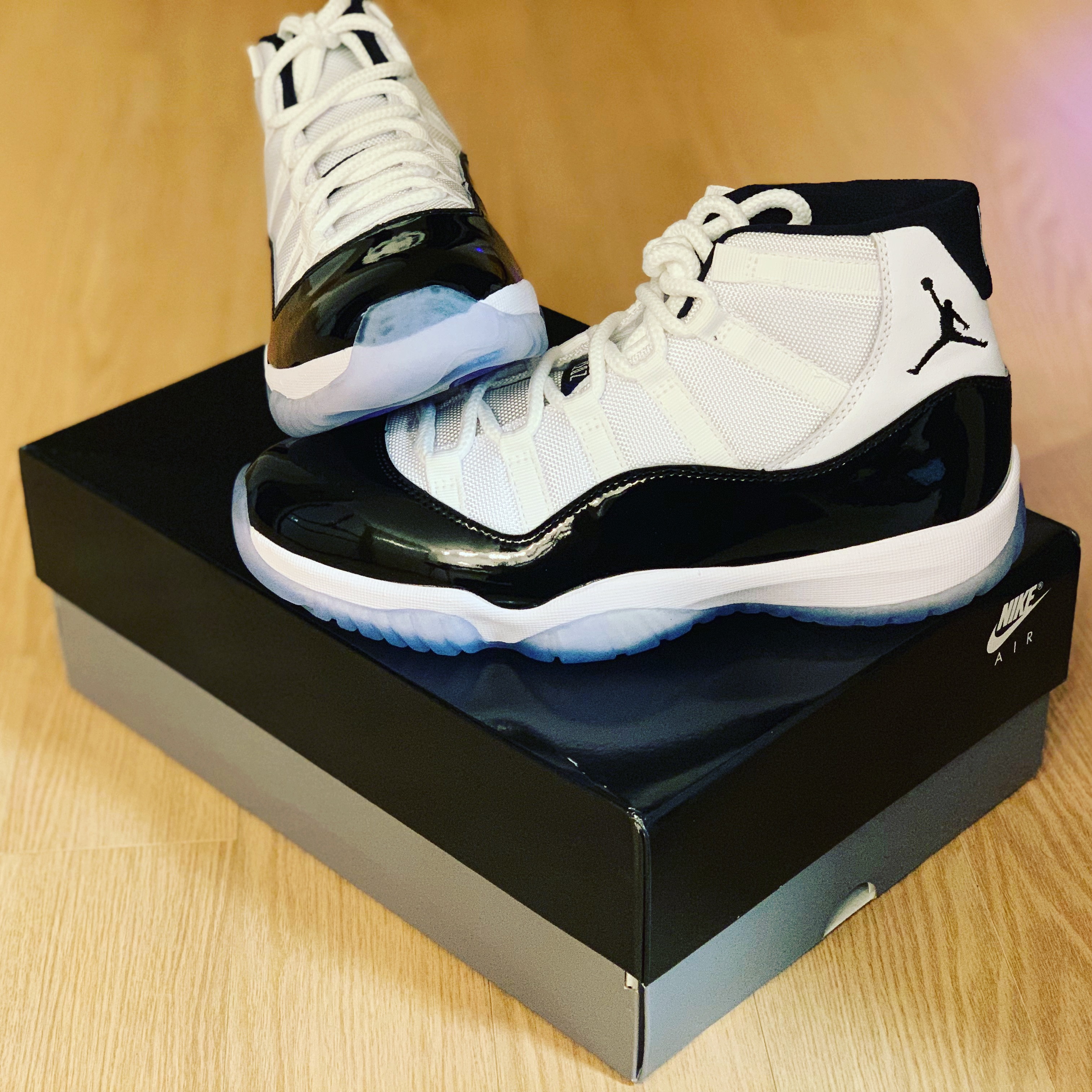 Jordan 11 Retro Concord 2018 착용 스타일 - 1