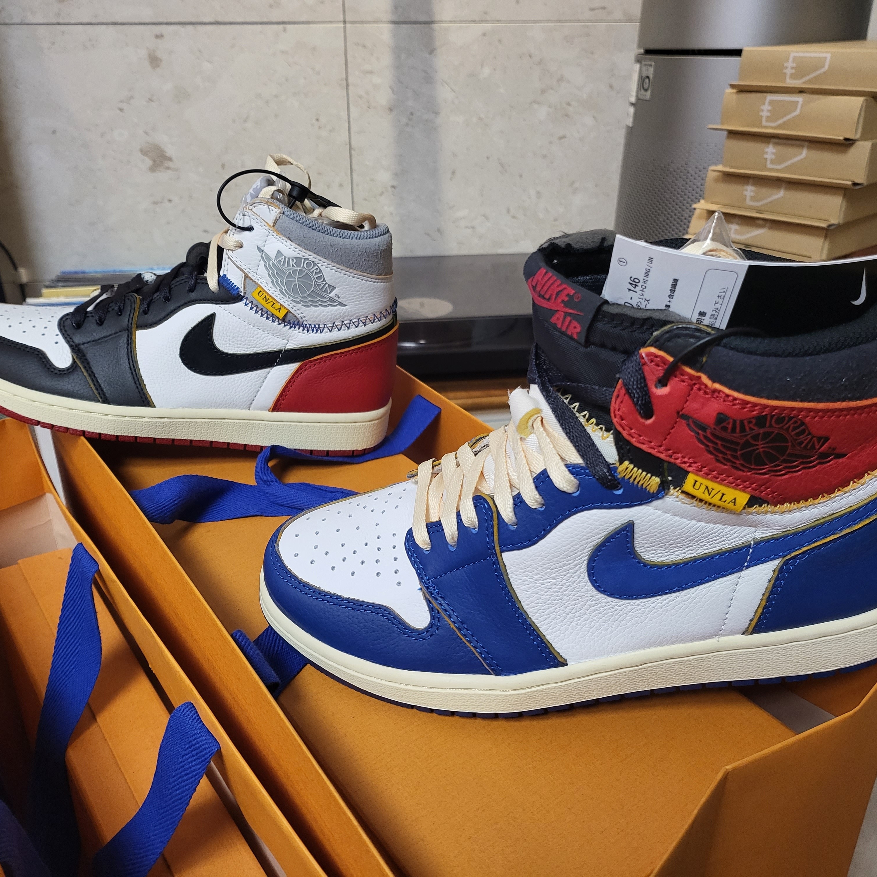 Jordan 1 x Union Retro High Blue Toe, Jordan 1 x Union Retro High Black Toe 착용 스타일 - 2