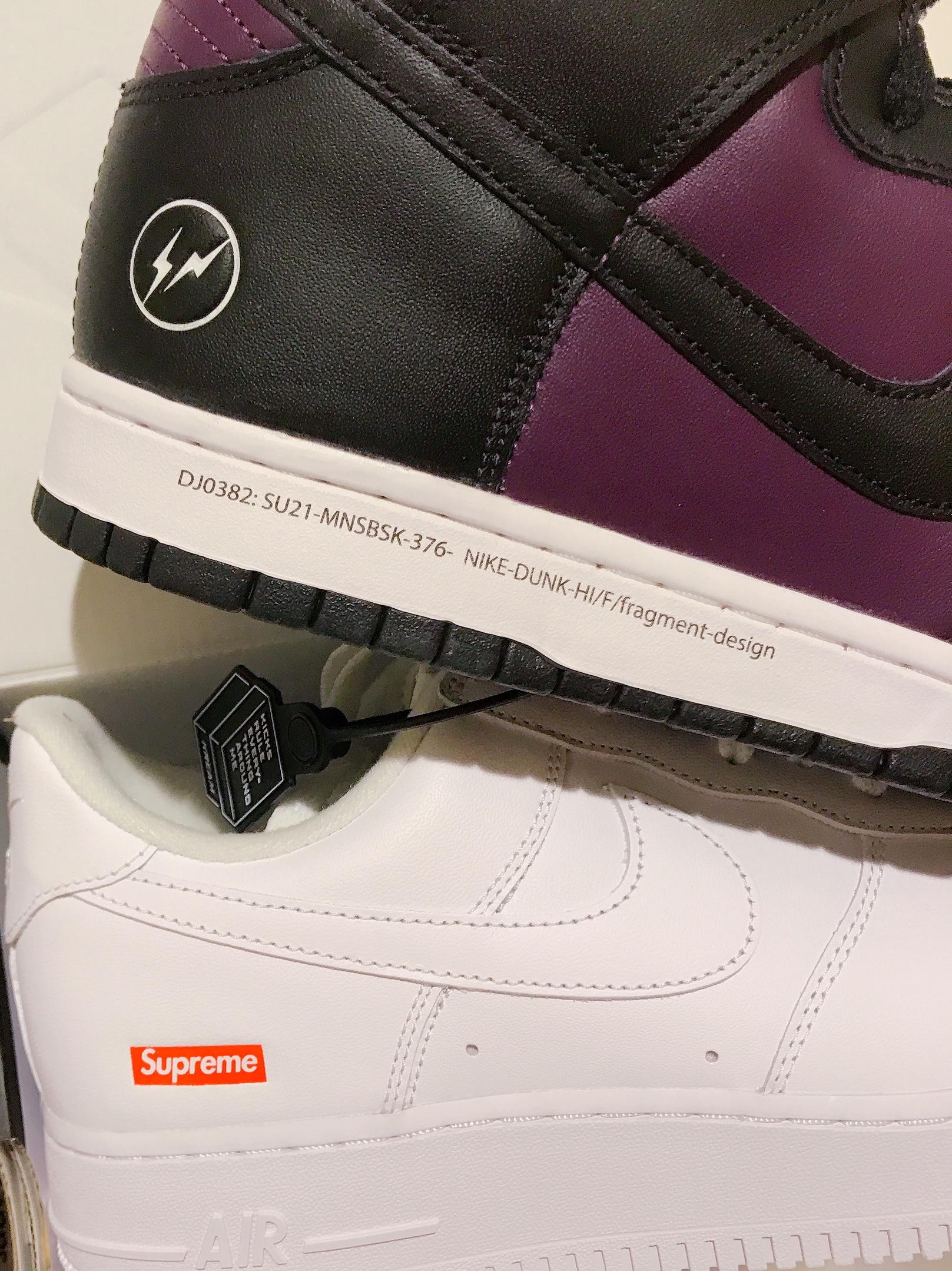 Nike x Supreme Air Force 1 Low White, Nike x Fragment Dunk High Black 착용 스타일