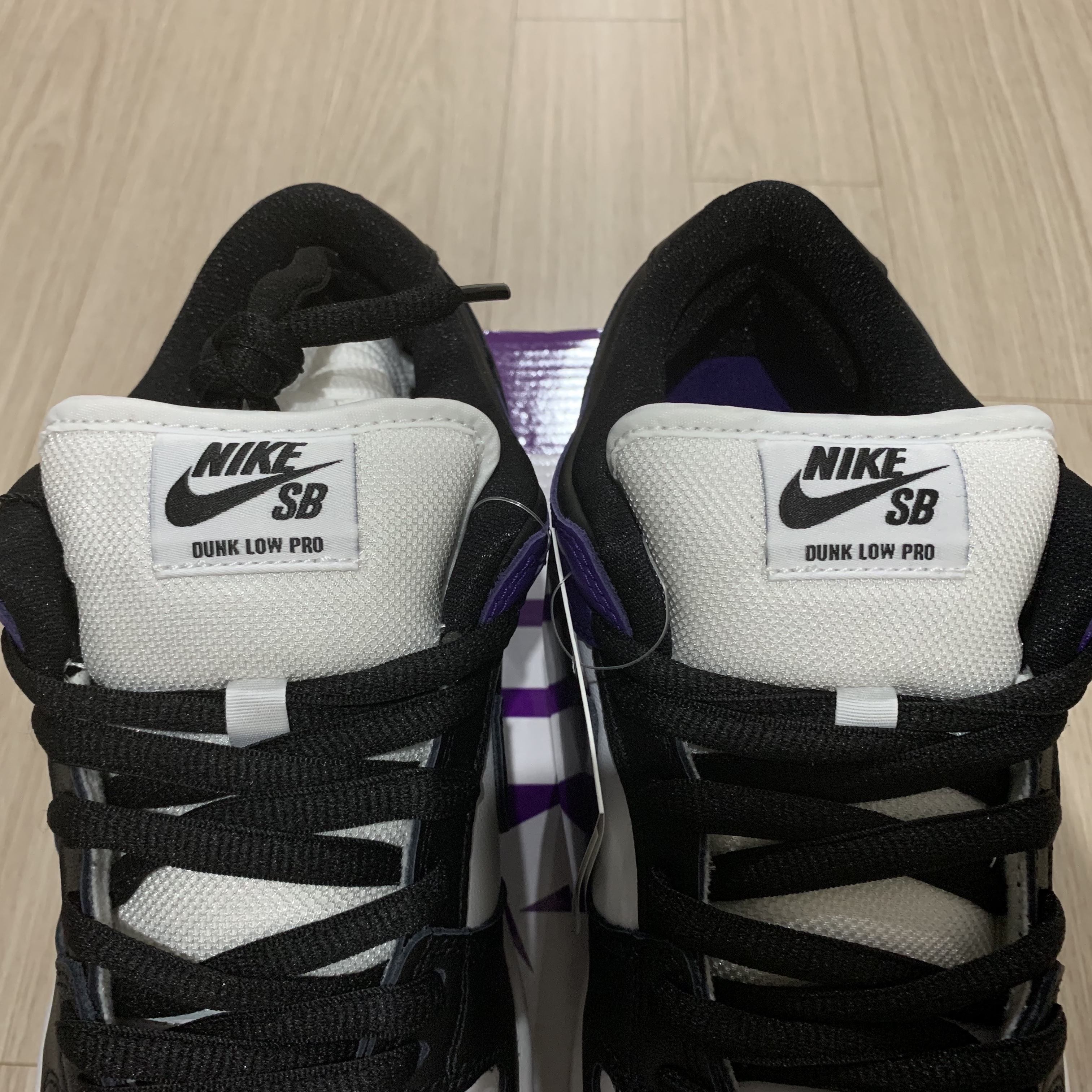 Nike SB Dunk Low Pro Court Purple 착용 스타일 - 3