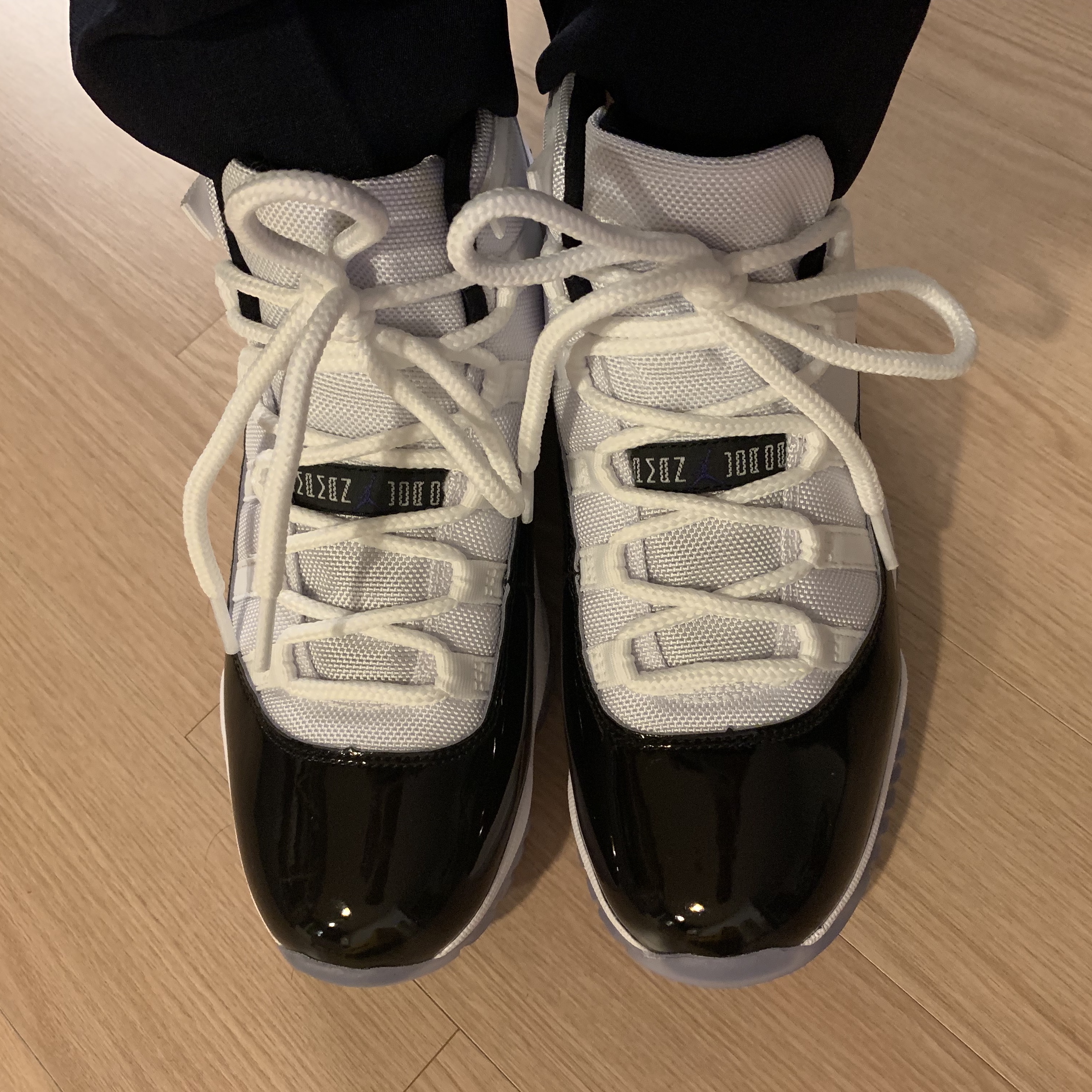 Jordan 11 Retro Concord 2018 착용 스타일 - 2