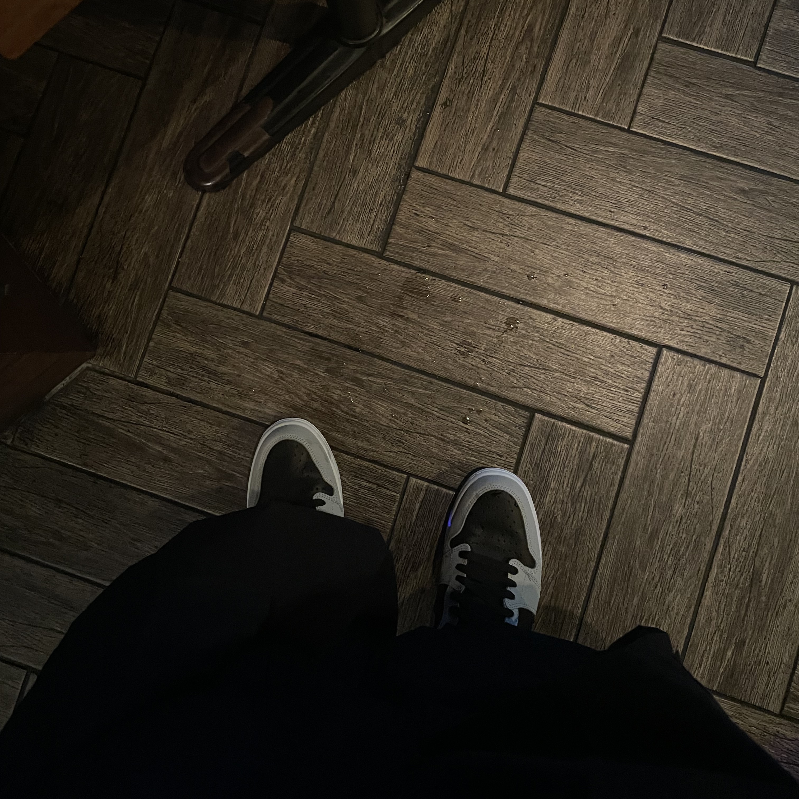 Stussy World Tour T-Shirt White, Jordan 1 Retro High OG Shadow 2.0 착용 스타일 - 2