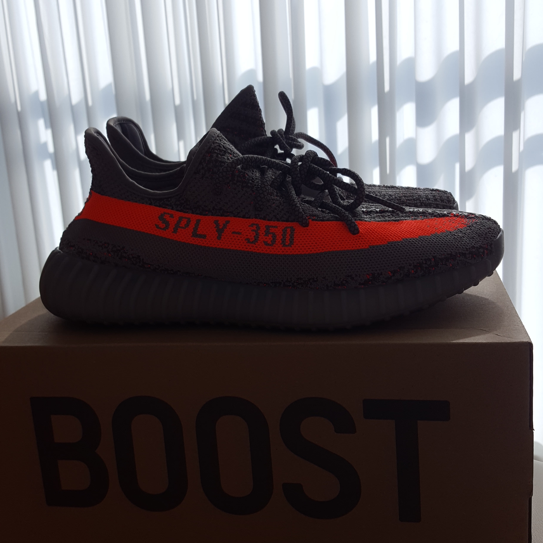 Adidas Yeezy Boost 350 V2 Beluga - Reflective 착용 스타일 - 1