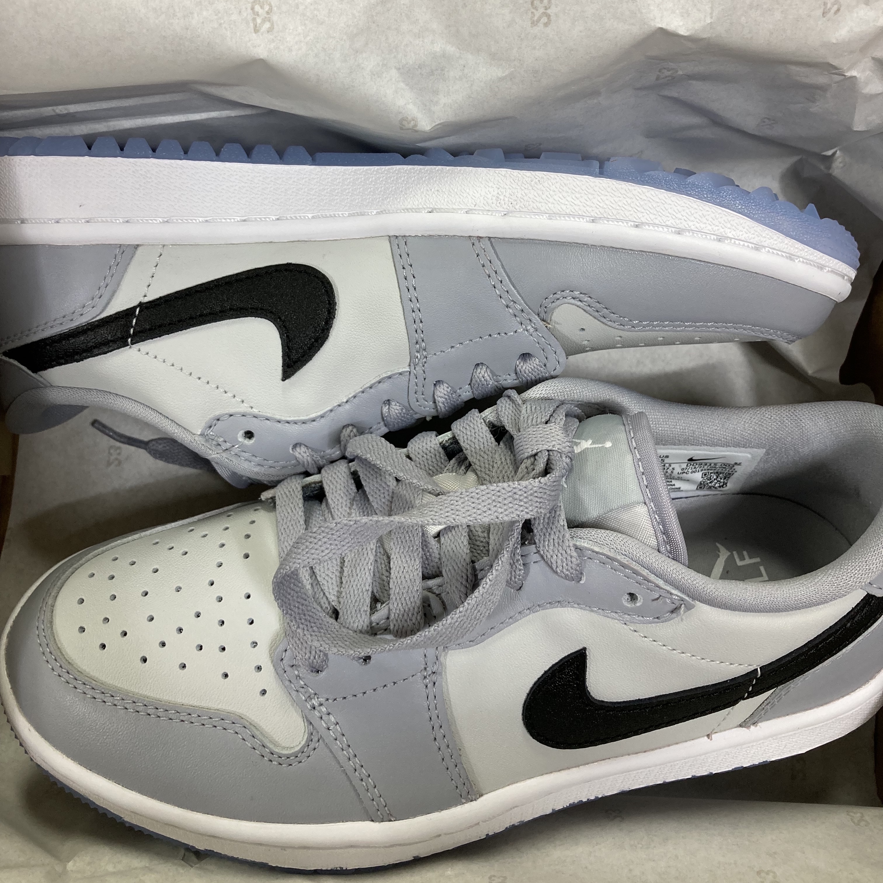 Jordan 1 Low Golf Wolf Grey 착용 스타일 - 1