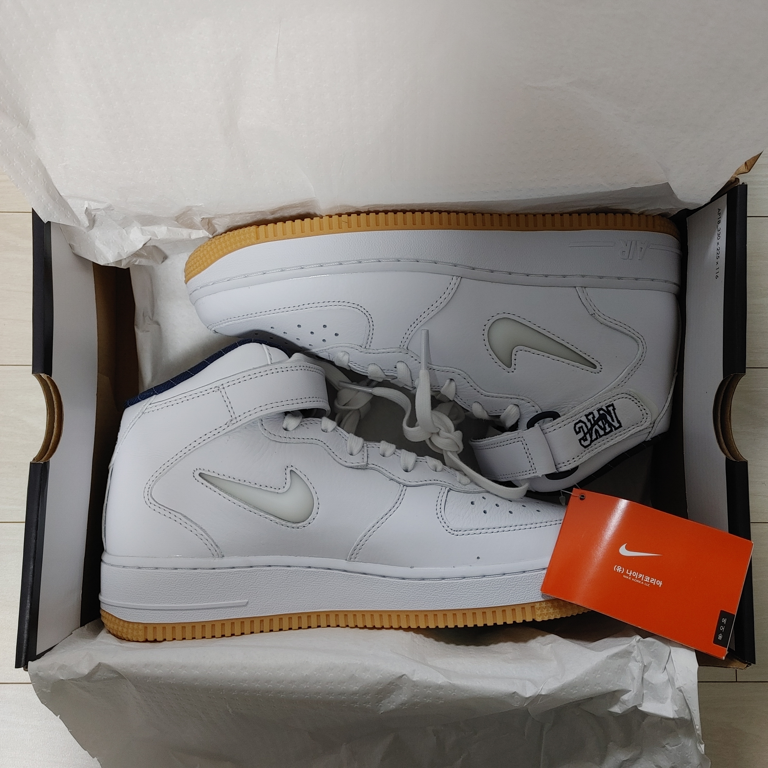 Nike Air Force 1 Mid QS NYC White Midnight Navy ์ฐฉ์ฉ ์คํ์ผ - 1
