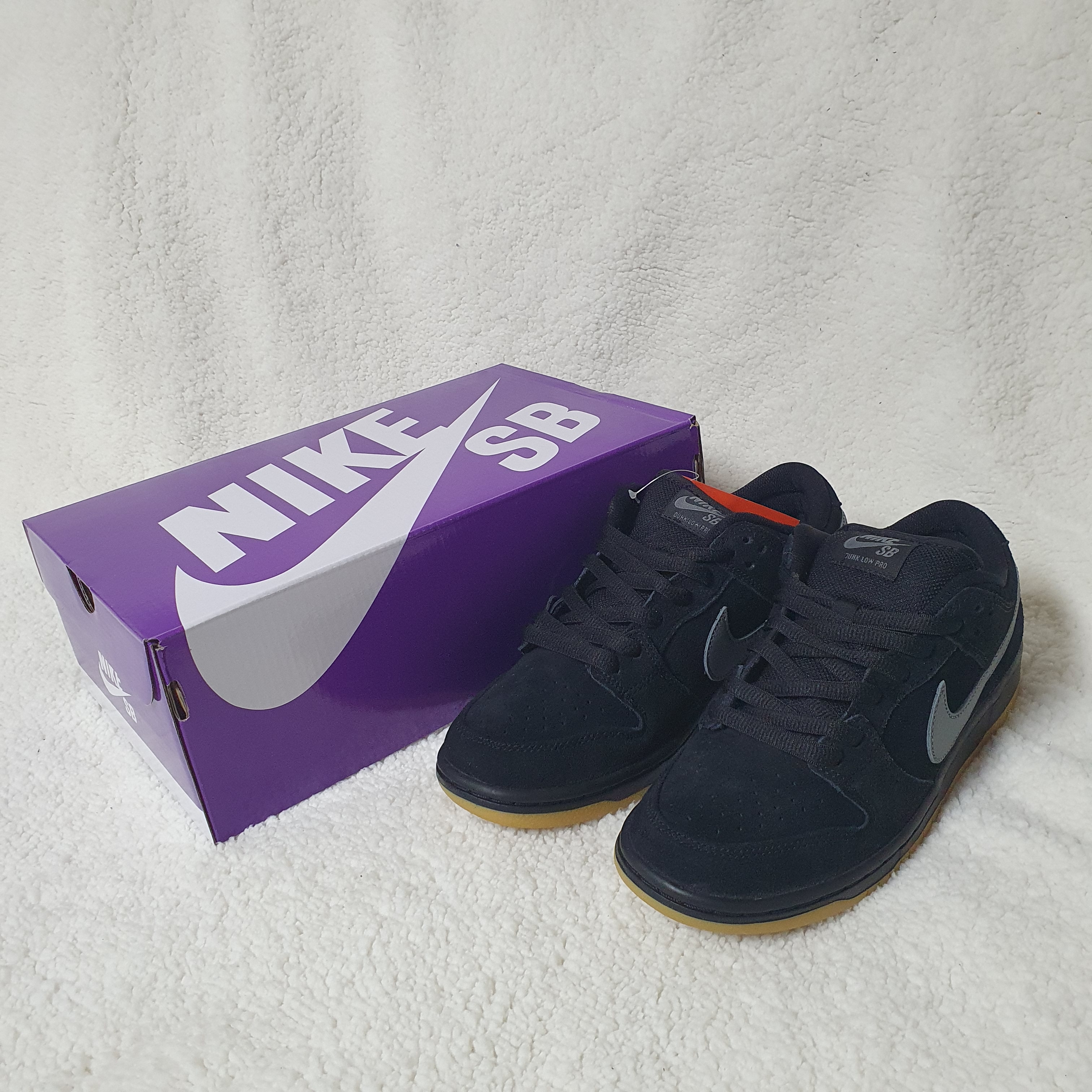 Nike SB Dunk Low Pro Black Cool Grey 착용 스타일