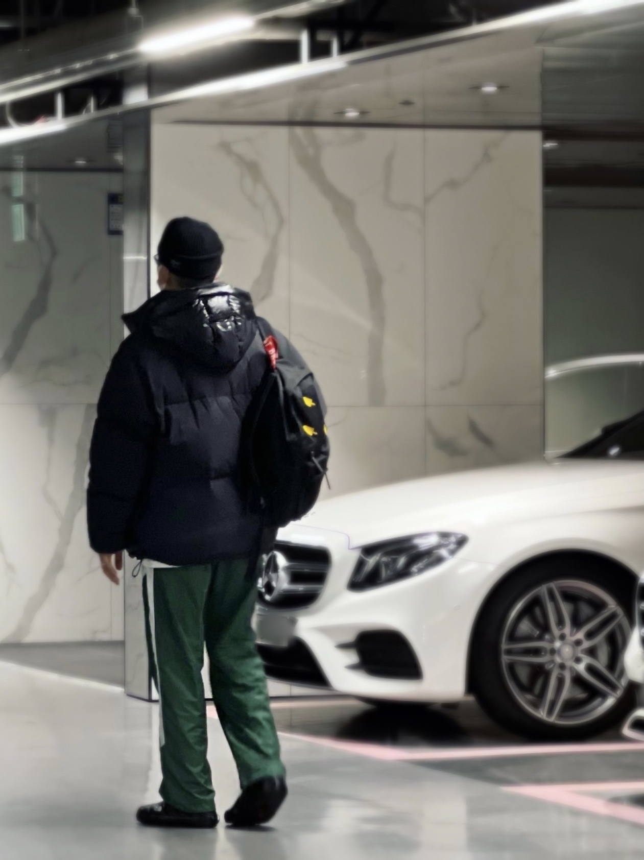 Supreme Featherweight Down Jacket Black - 21FW 착용 스타일 - 1