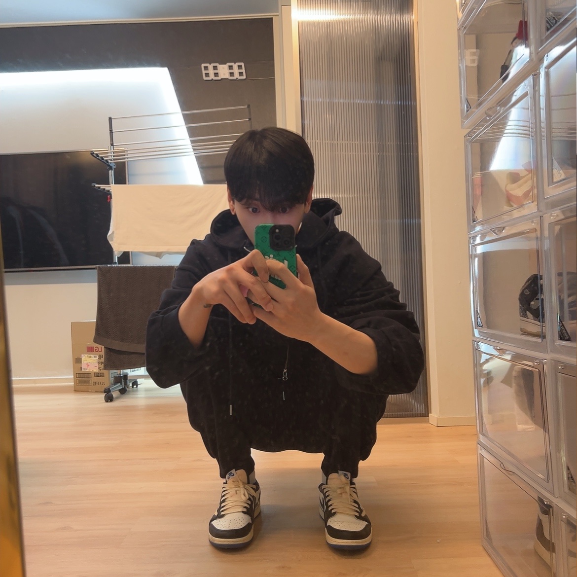 Jordan 1 x Travis Scott x Fragment Retro Low OG SP Military Blue 착용 스타일 - 2