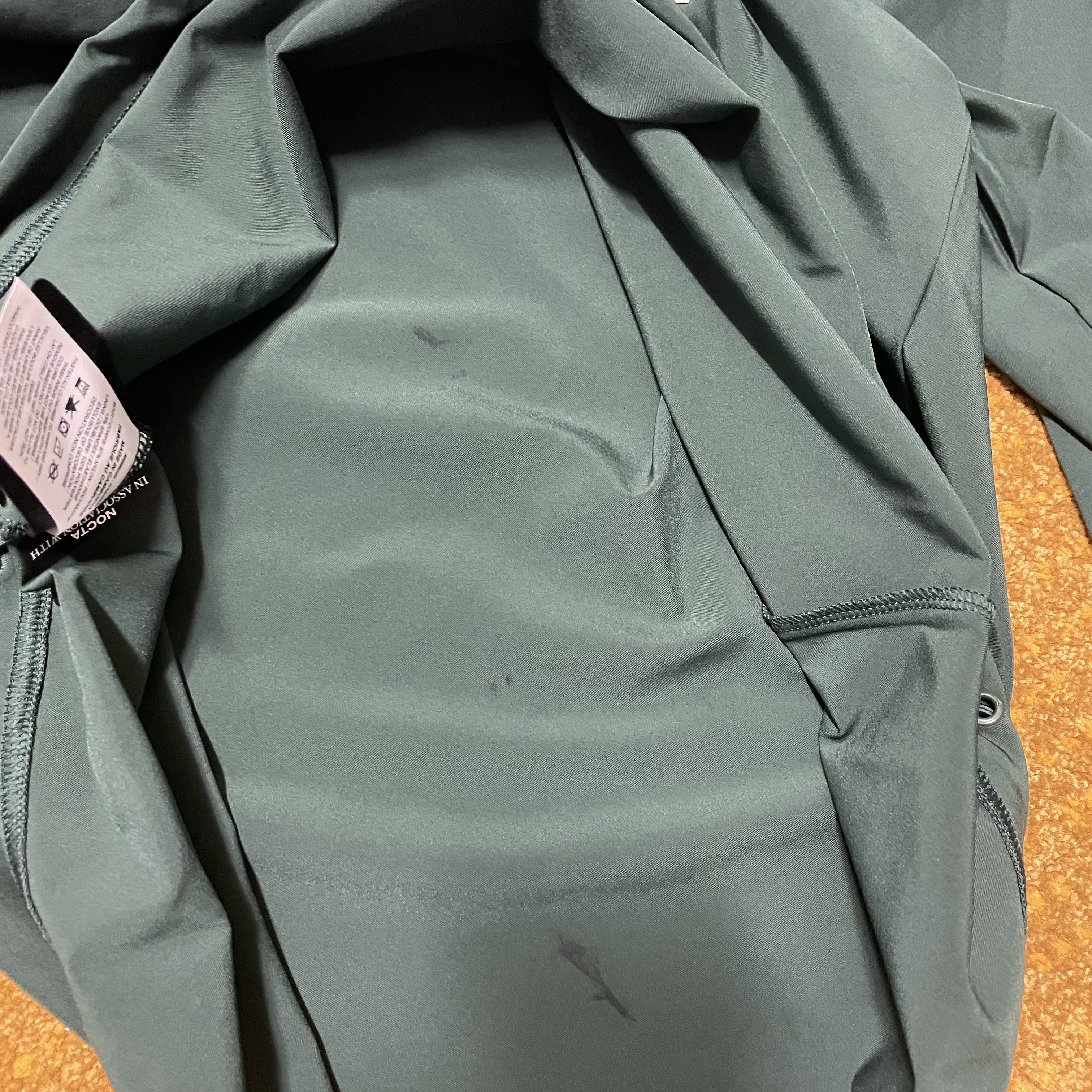 Nike x Drake Nocta Golf Crewneck Top Green - US/EU 착용 스타일 - 2