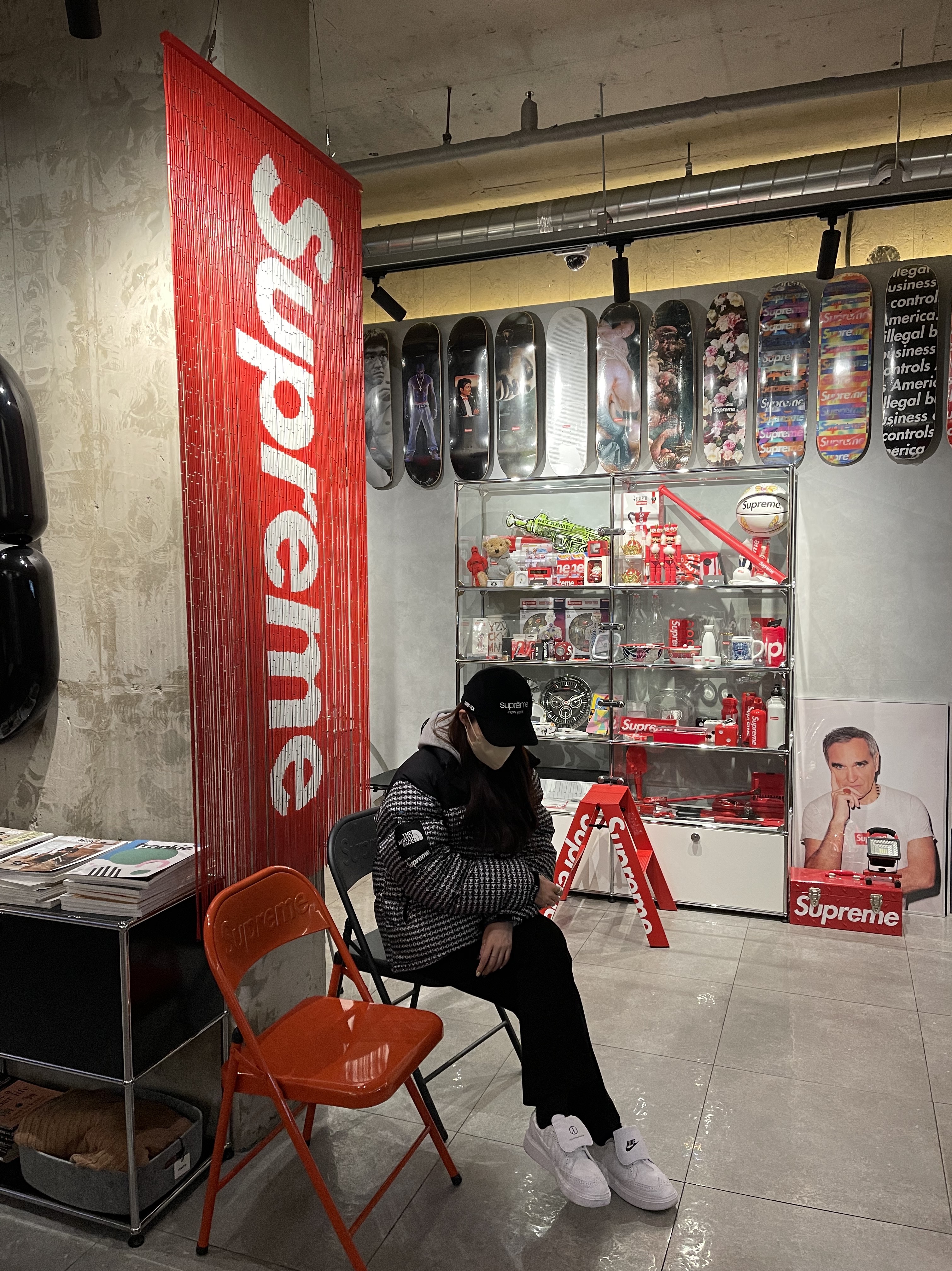 Nike x Peaceminusone Kwondo1 White, Supreme x The North Face Studded Nuptse Jacket Black - 21SS 착용 스타일