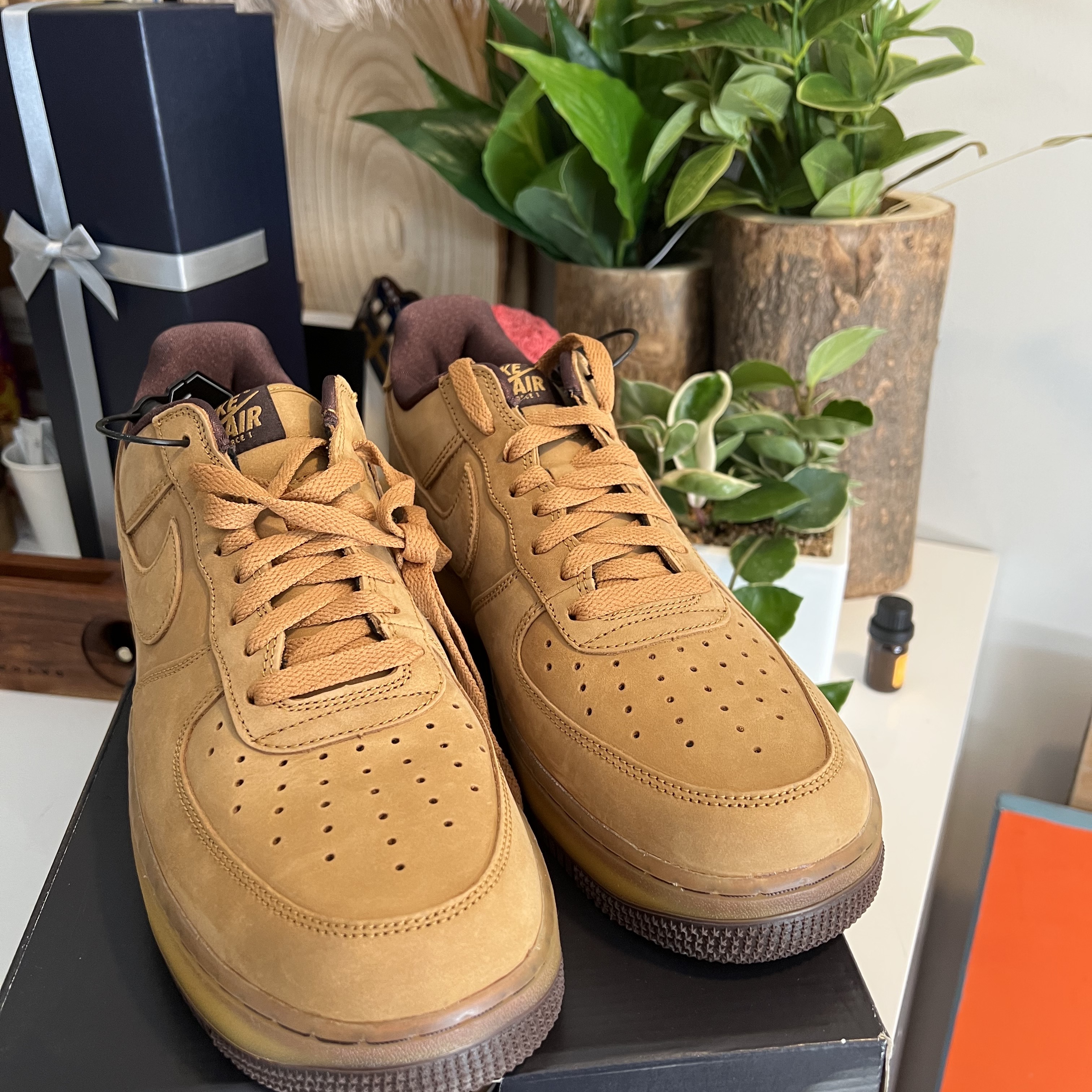 Nike Air Force 1 Low Retro SP Wheat Mocha 착용 스타일 - 5