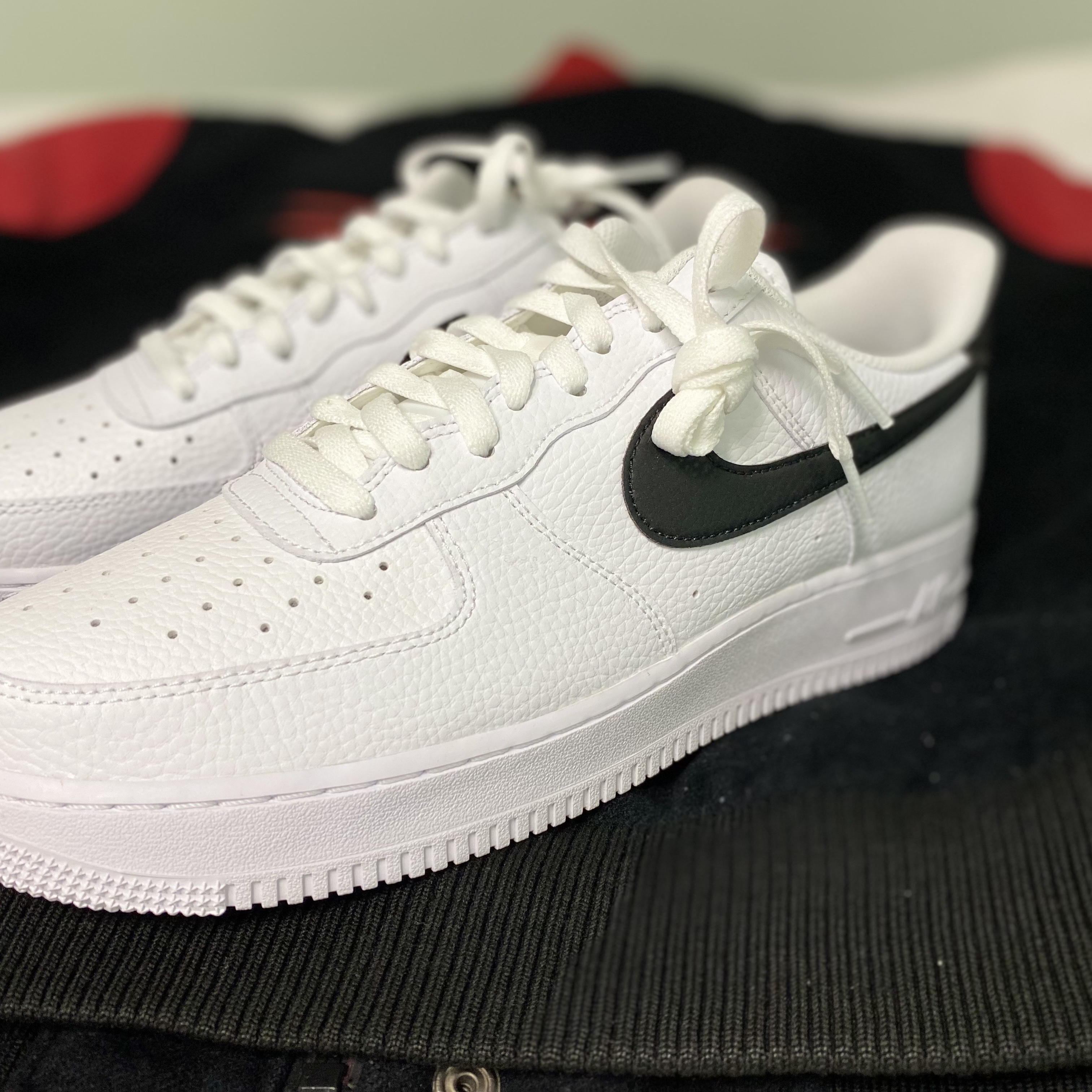 Nike Air Force 1 '07 White Black 착용 스타일 - 2