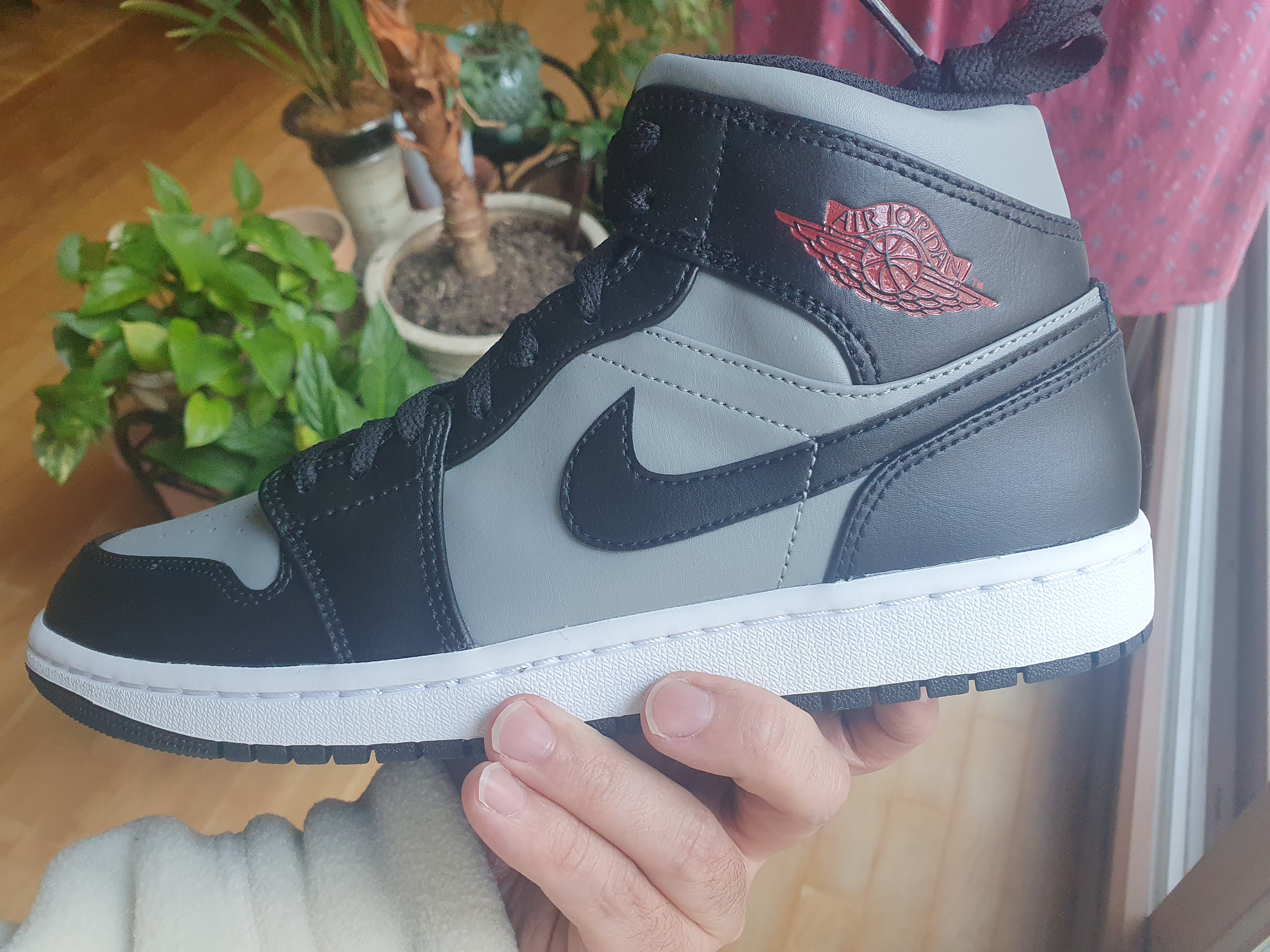 Jordan 1 Mid Shadow 착용 스타일 - 2