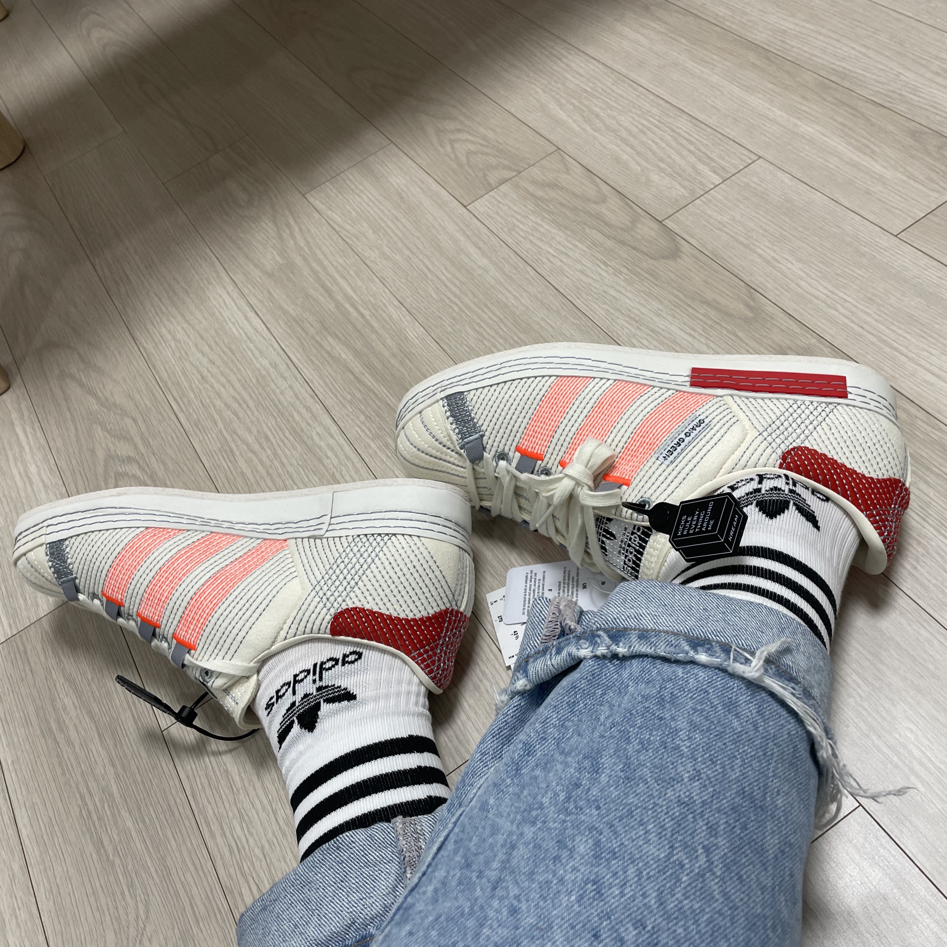 Adidas x Craig Green Superstar Off White 착용 스타일 - 3