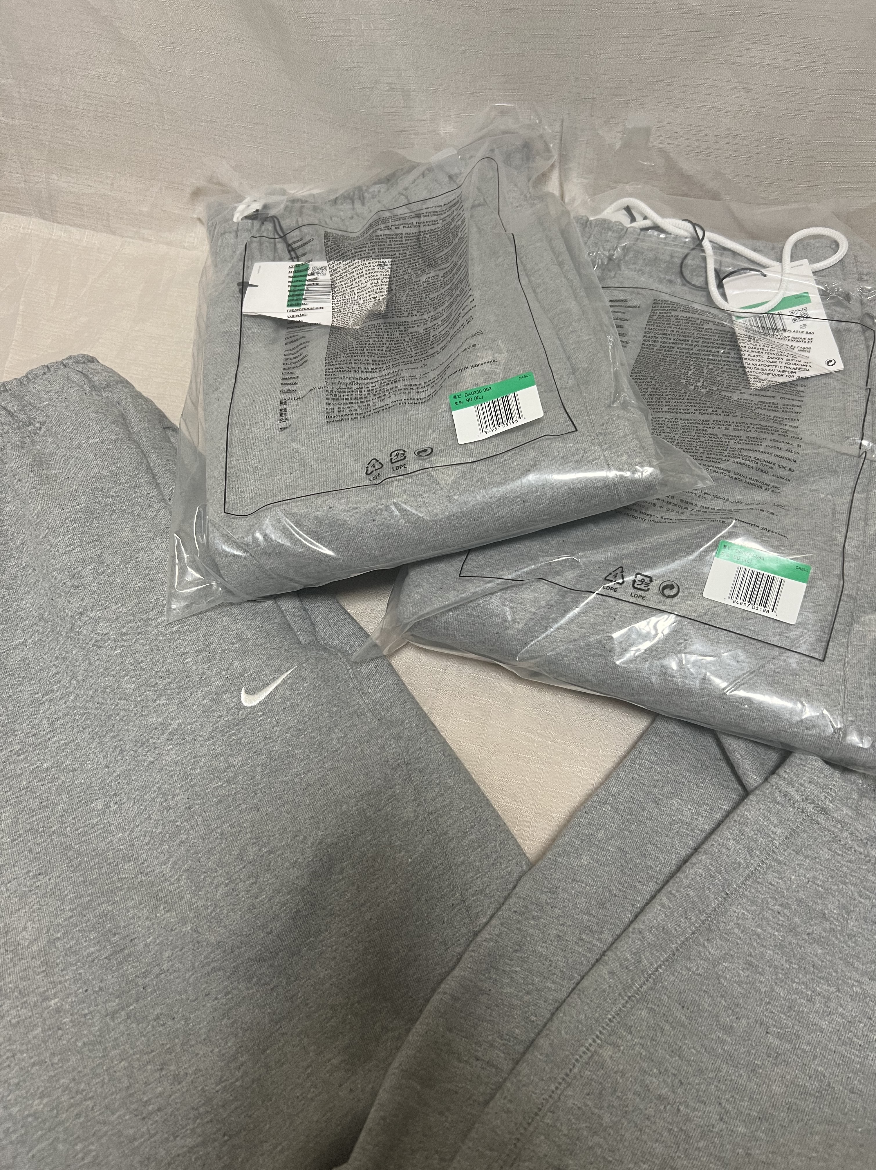Nike NRG Solo Swoosh Fleece Pants Dark Grey Heather - Asia 착용 스타일