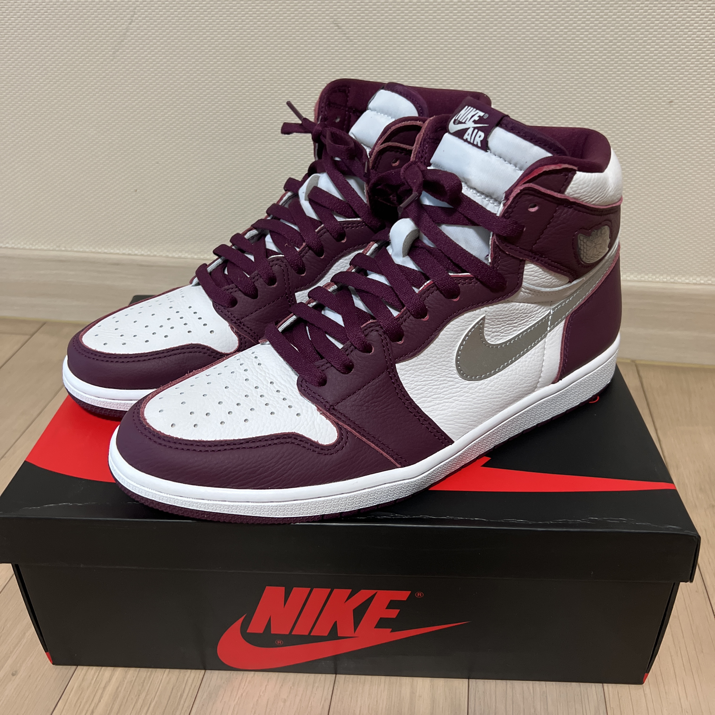 Jordan 1 Retro High OG Bordeaux 착용 스타일
