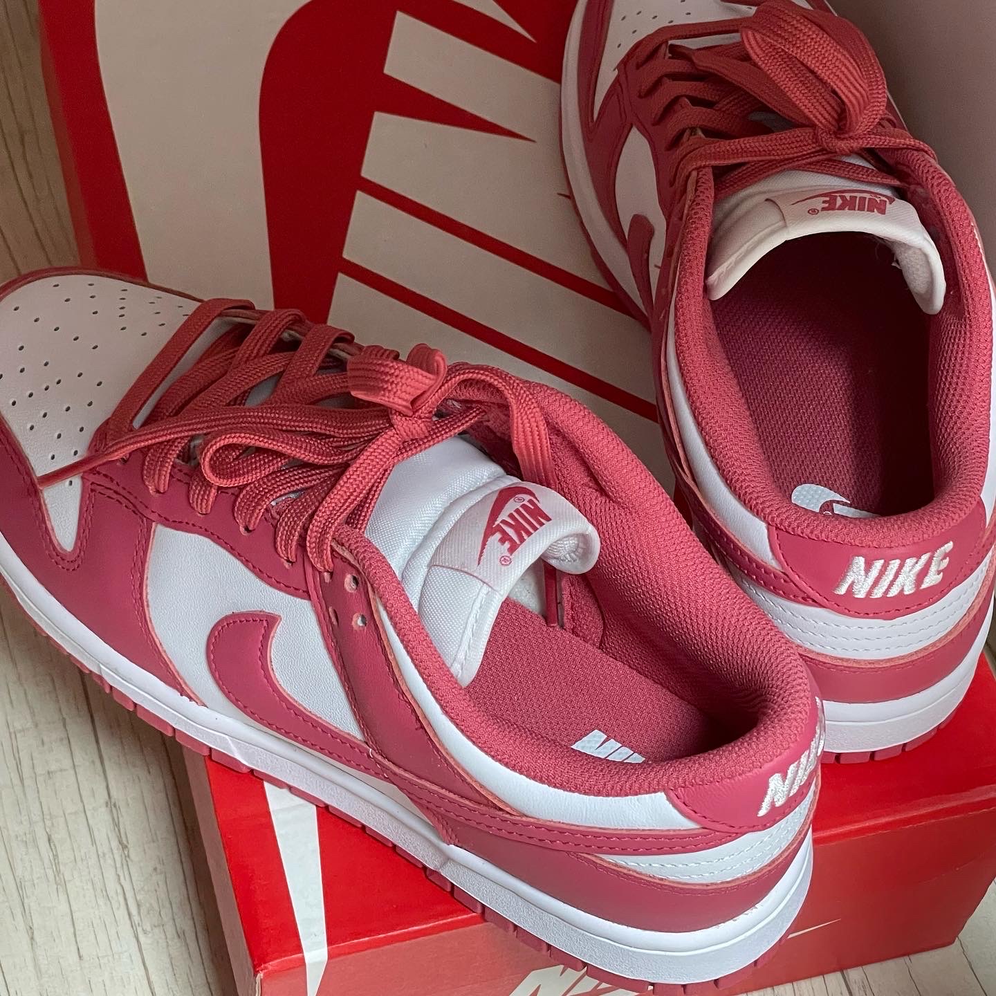 (W) Nike Dunk Low Archeo Pink 착용 스타일 - 3