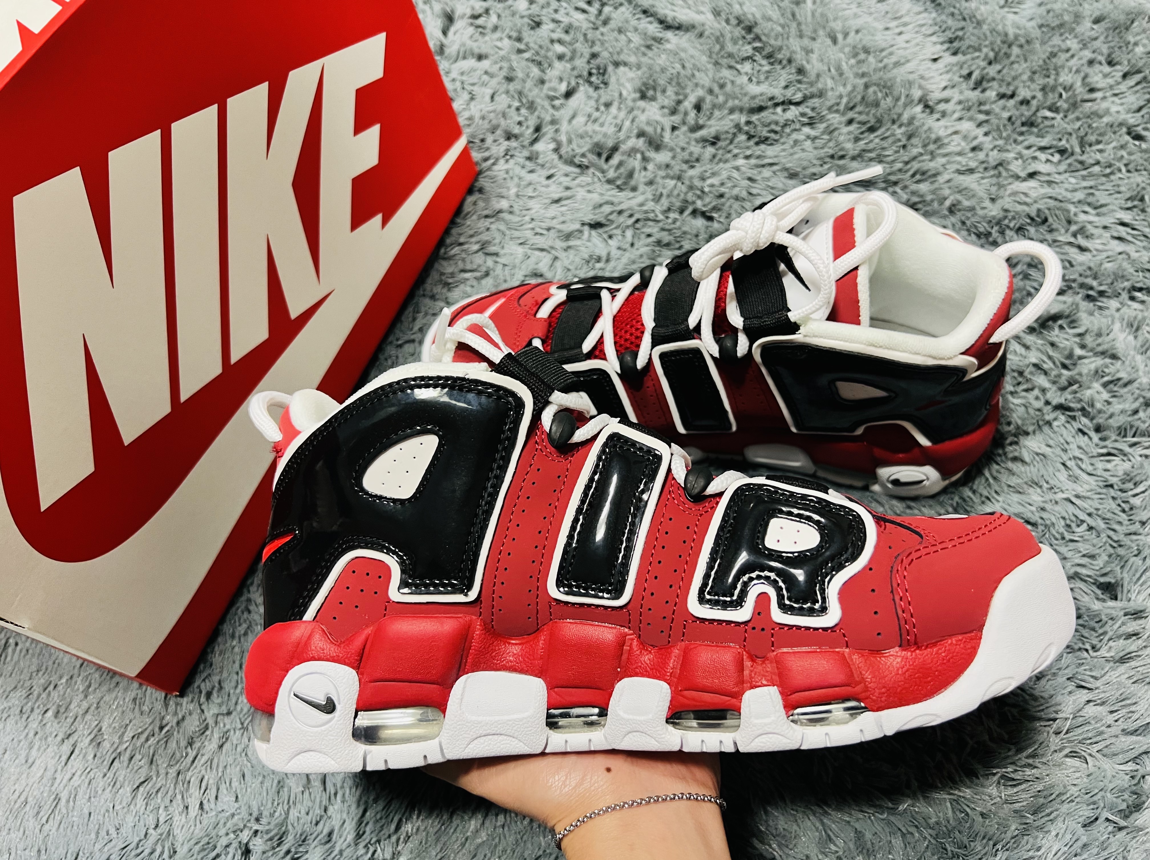 Nike Air More Uptempo 96 Bulls 2021 착용 스타일 - 3