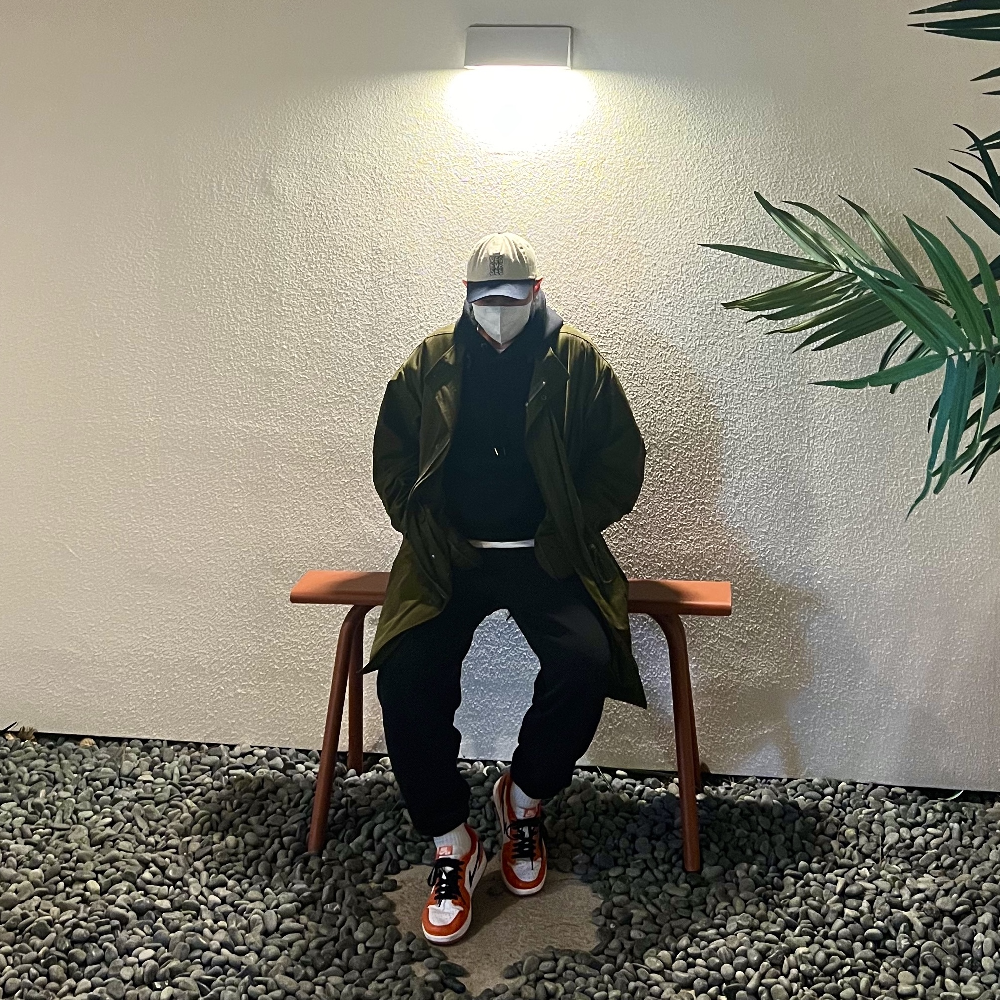Jordan 1 Low OG Starfish 착용 스타일 - 1