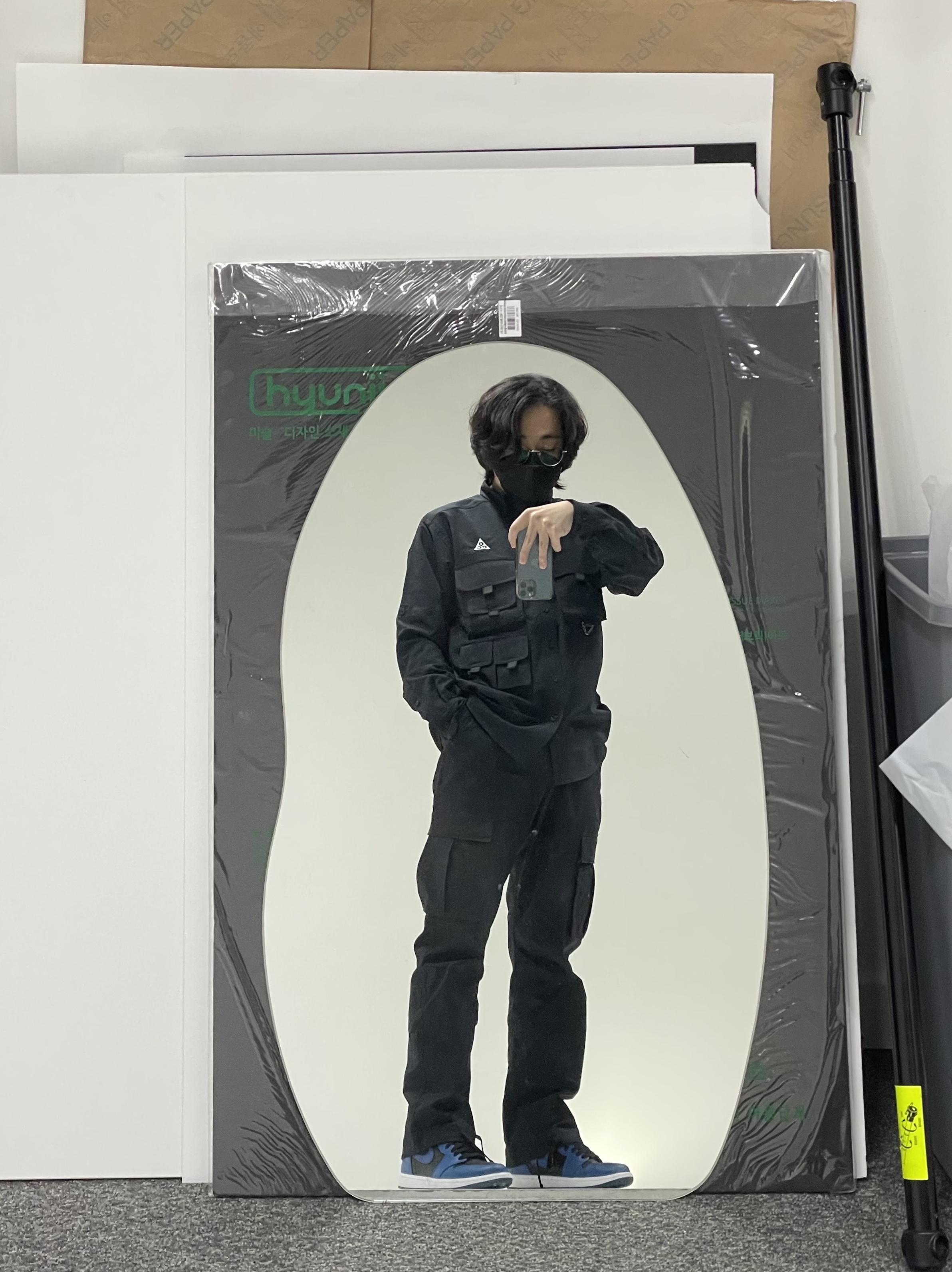 Jordan 1 Retro High OG Dark Marina Blue, Nike ACG Devastation Trail Work Shirt Black - Asia 착용 스타일