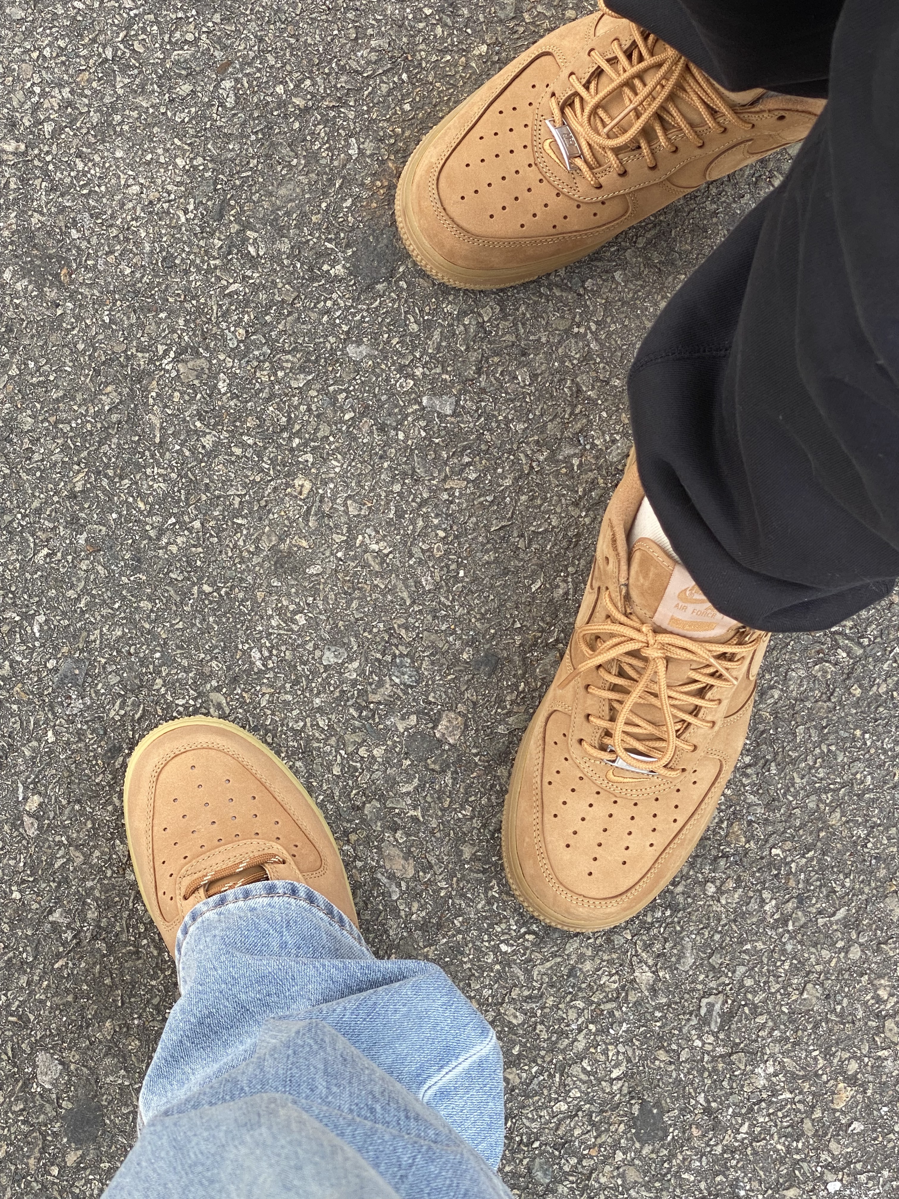 New Era x Murakami Takashi Ohana Beanie Black, Nike Air Force 1 '07 WB Flax 착용 스타일 - 4