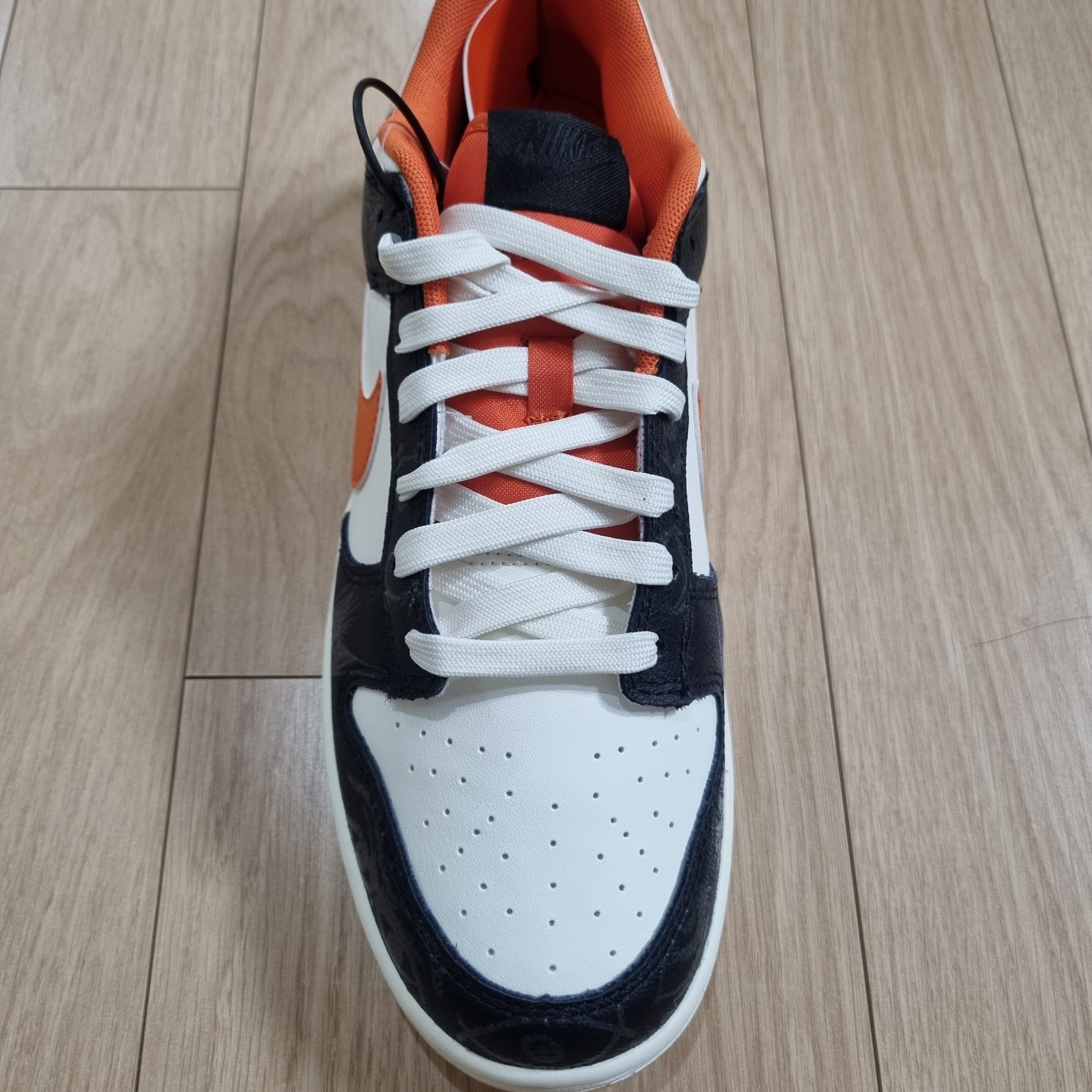 Nike Dunk Low Retro PRM Halloween 착용 스타일 - 1