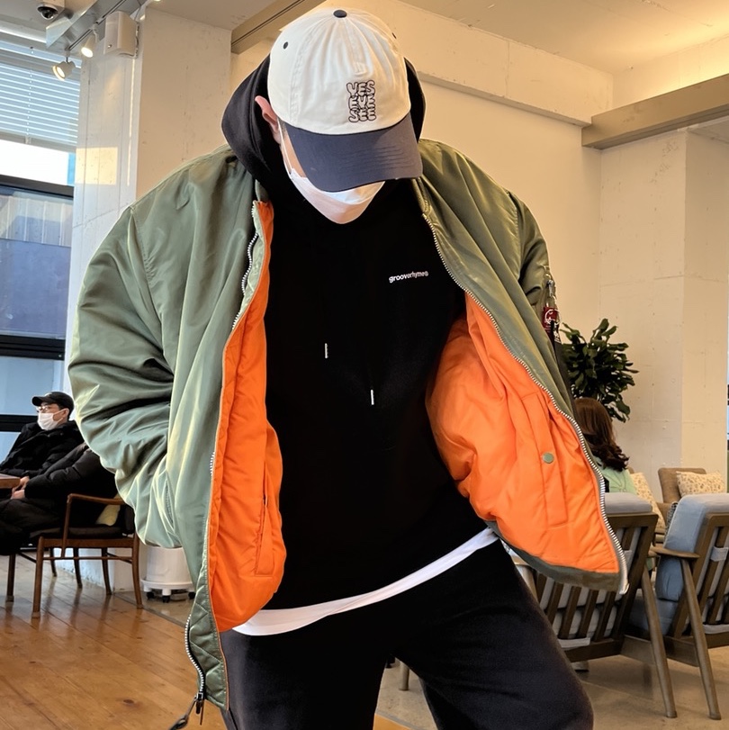 Jordan 1 Low OG Starfish 착용 스타일 - 3