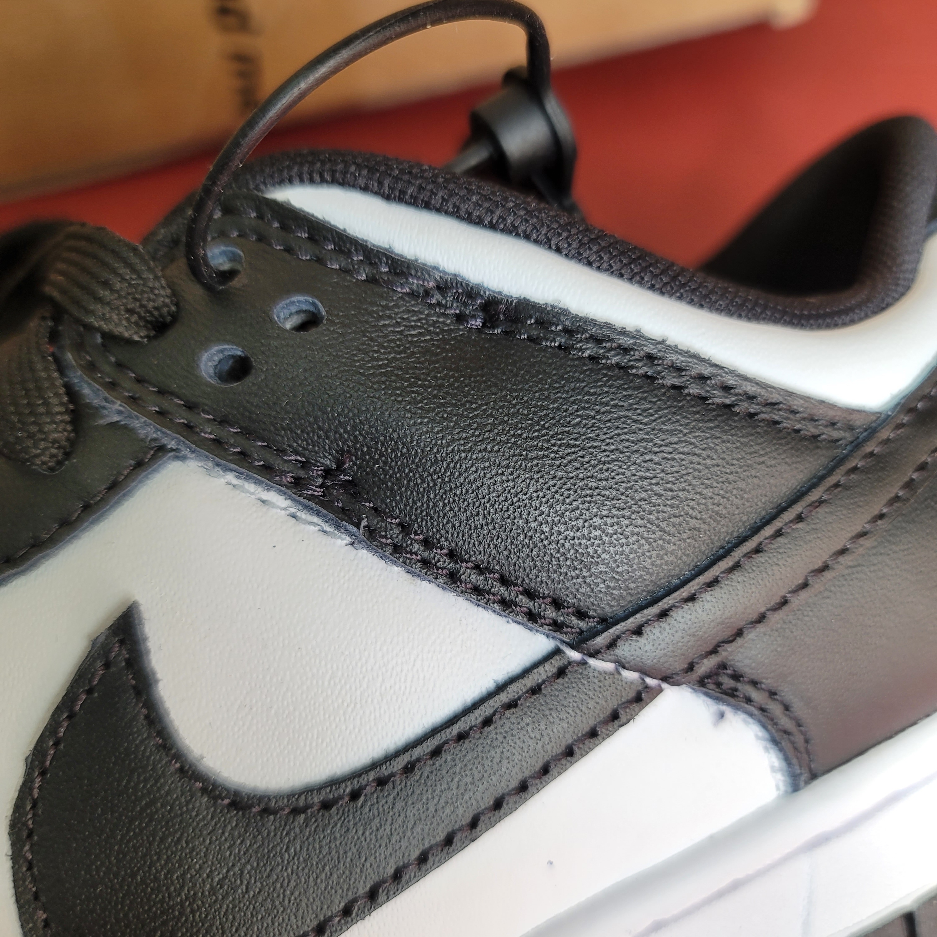 Nike Dunk Low Retro Black 착용 스타일