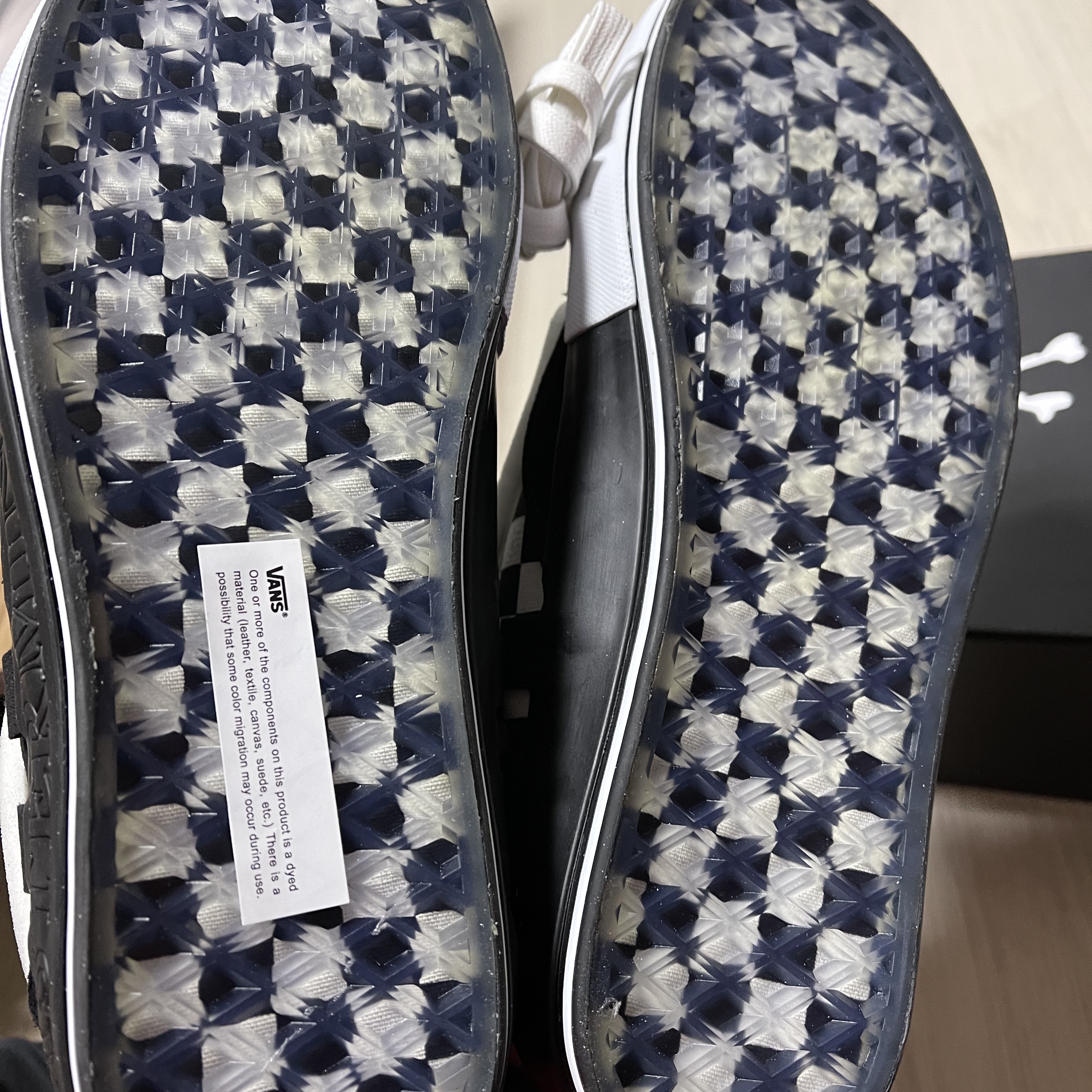 Vans Vault x Mastermind x END. Old Skool Cap LX Black 착용 스타일 - 4