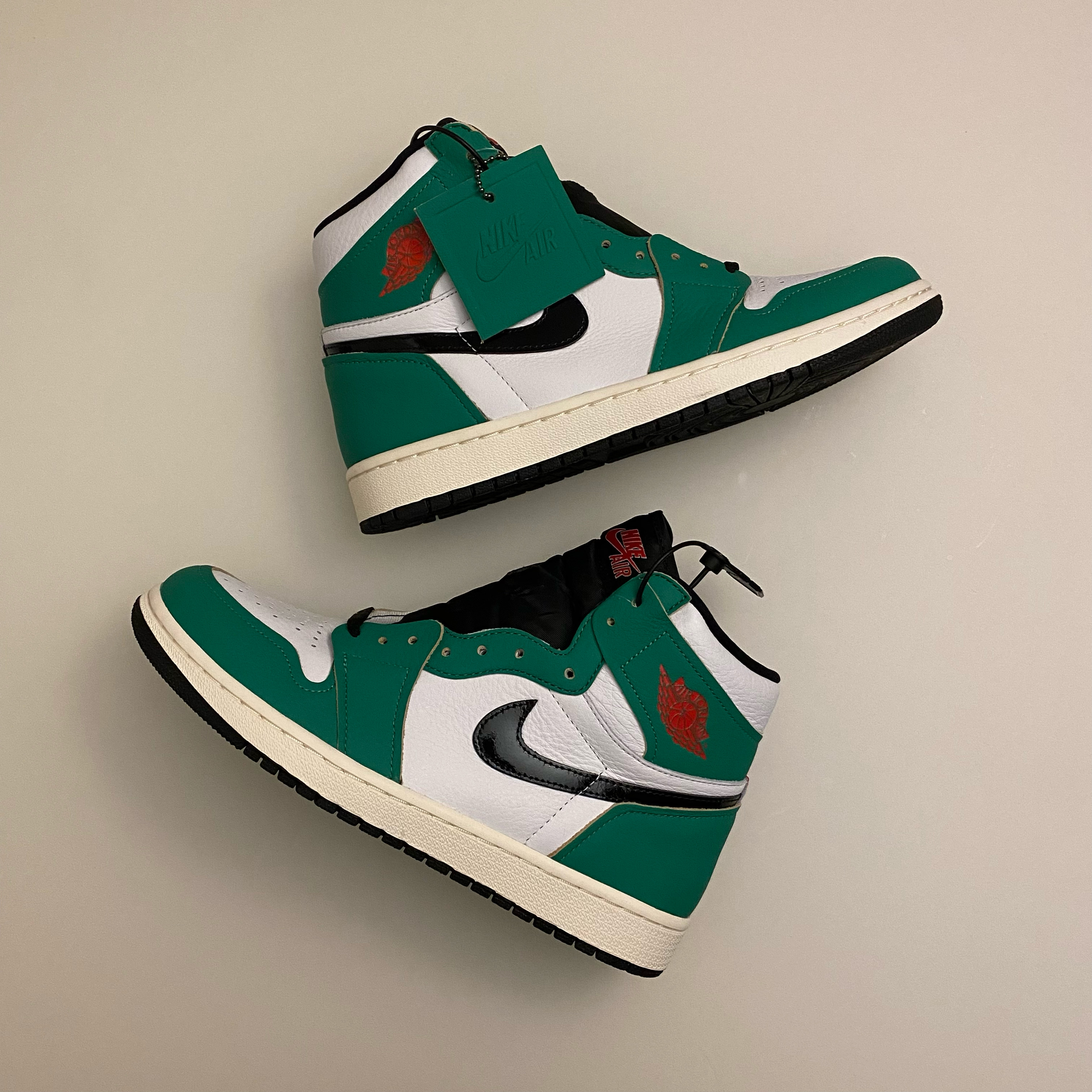 (W) Jordan 1 Retro High OG Lucky Green 착용 스타일