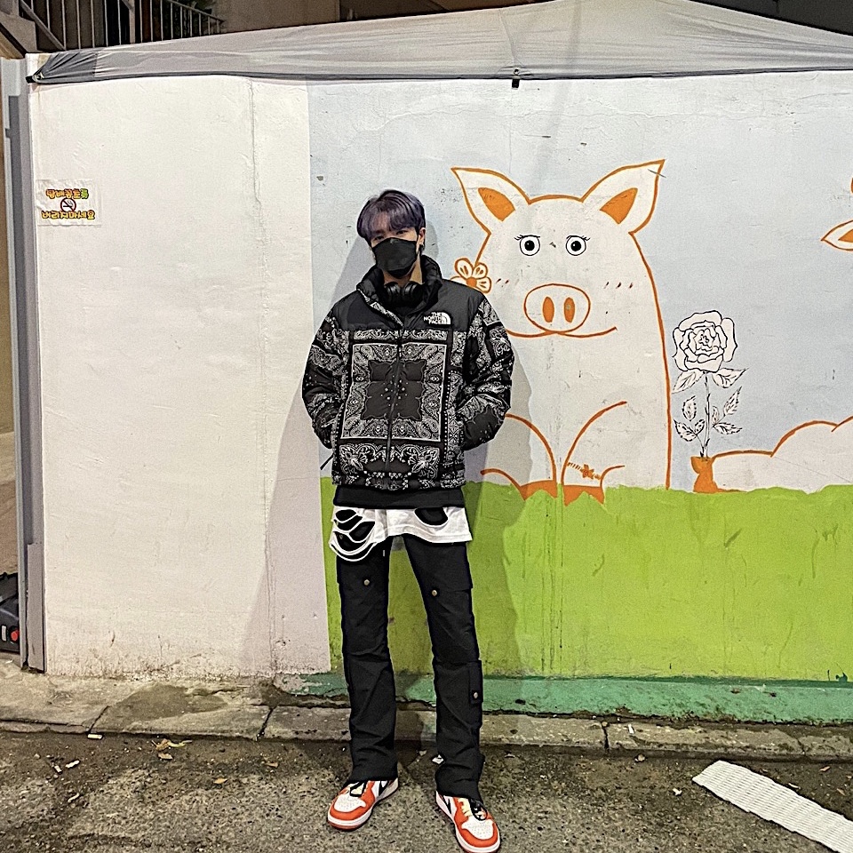 The North Face 1996 Novelty Nuptse Jacket Real Black - 21FW, Jordan 1 Low OG Starfish 착용 스타일