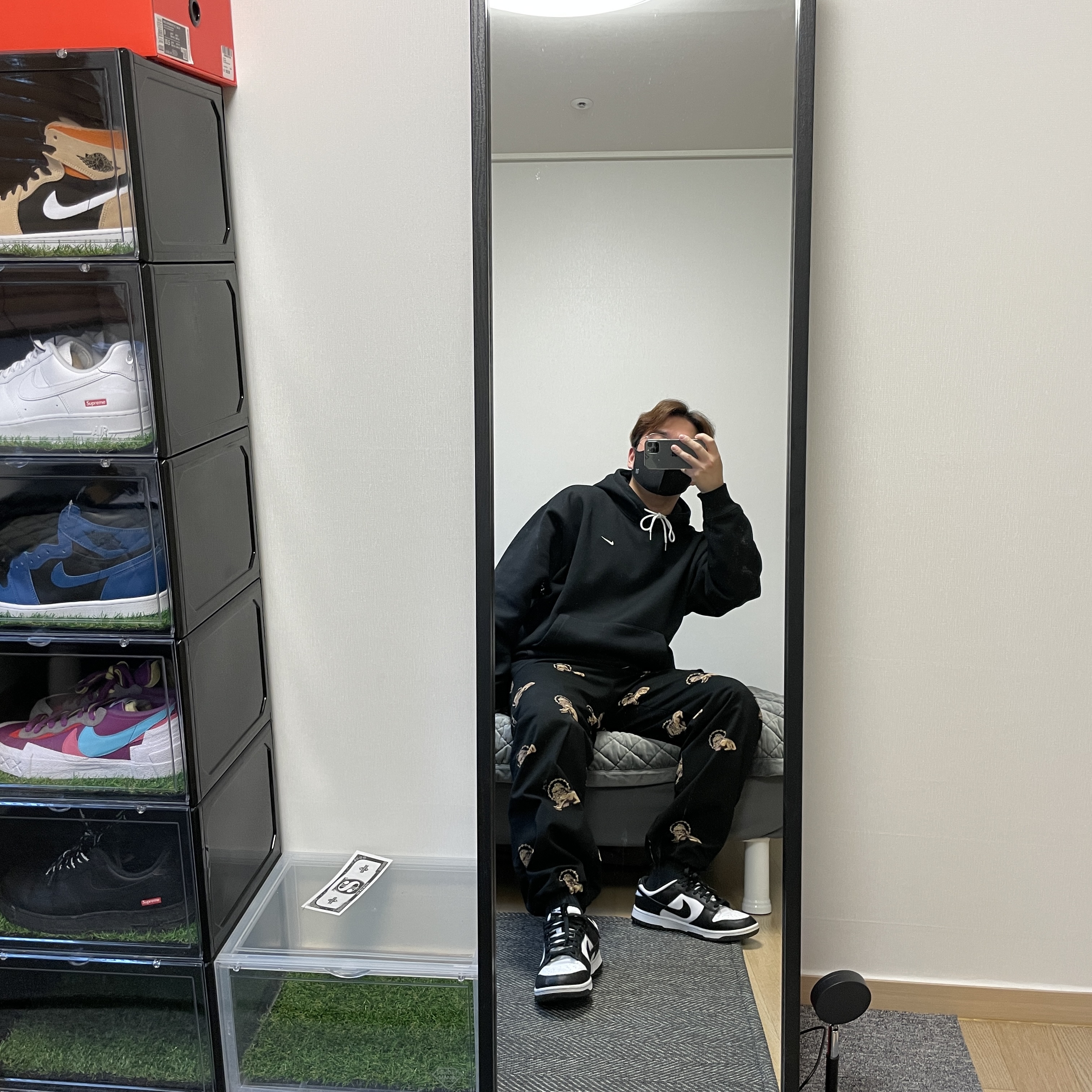 Nike Dunk Low Retro Black, Nike NRG Solo Swoosh Fleece Hoodie Black White - US/EU 착용 스타일