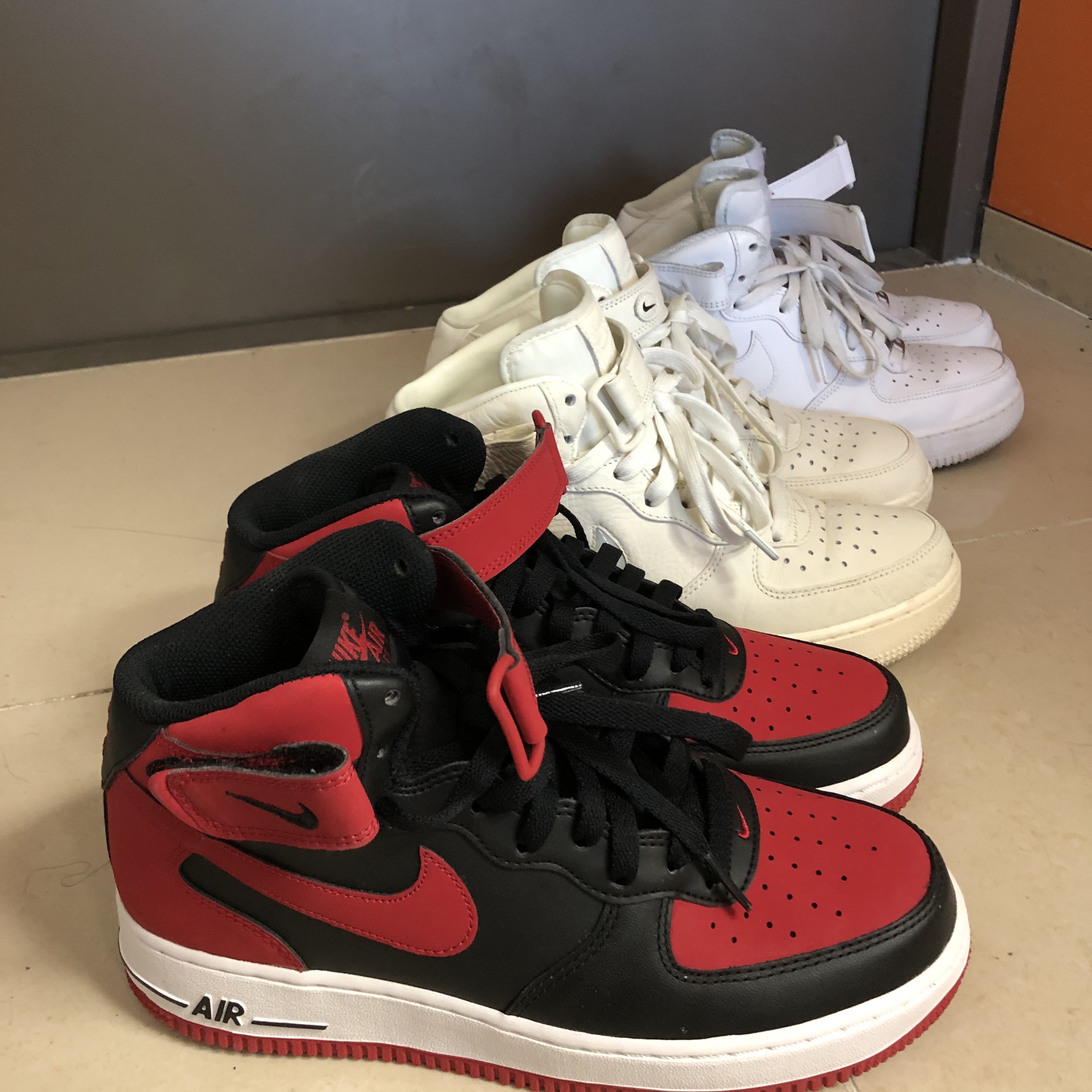 Nike Air Force 1 Mid Bred 착용 스타일 - 5