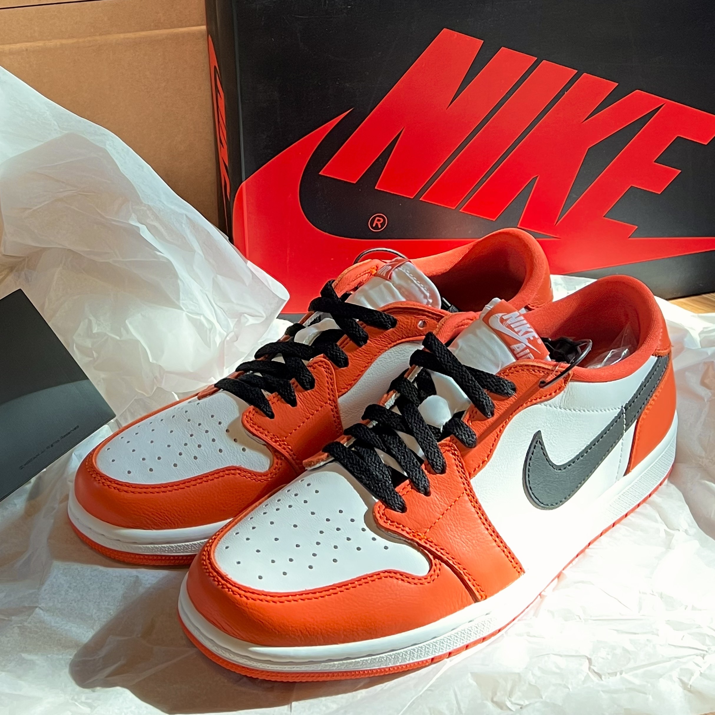 Jordan 1 Low OG Starfish, (W) Jordan 1 Low OG Starfish 착용 스타일