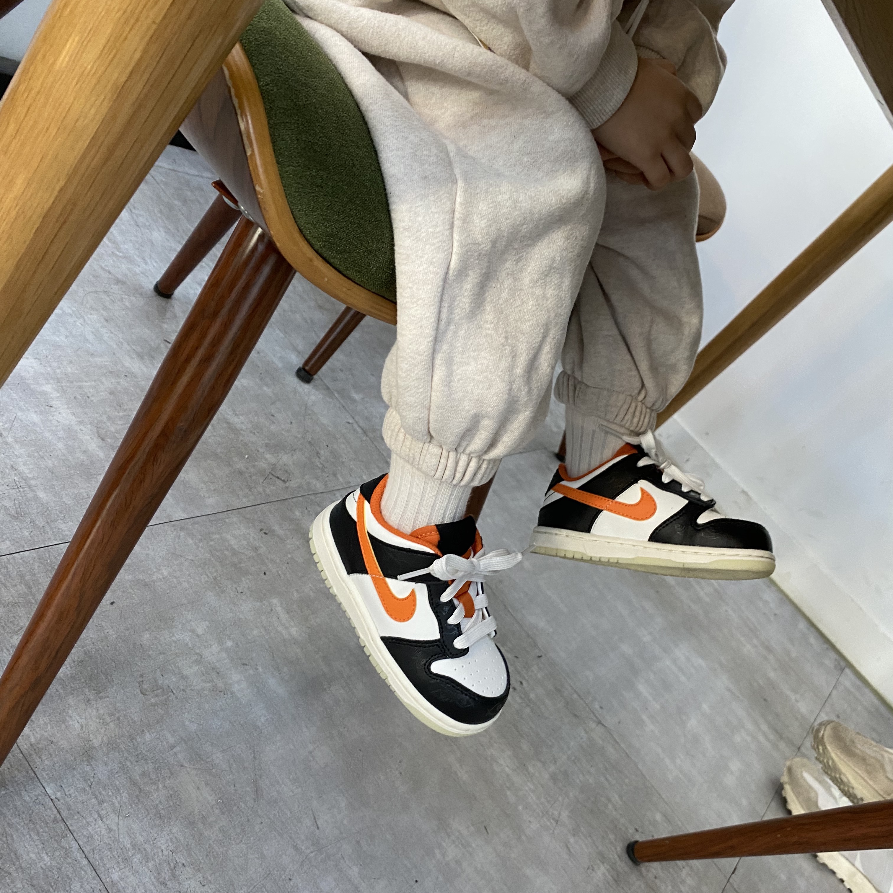 (TD) Nike Dunk Low PRM Halloween, Nike Dunk Low Retro PRM Halloween 착용 스타일 - 1