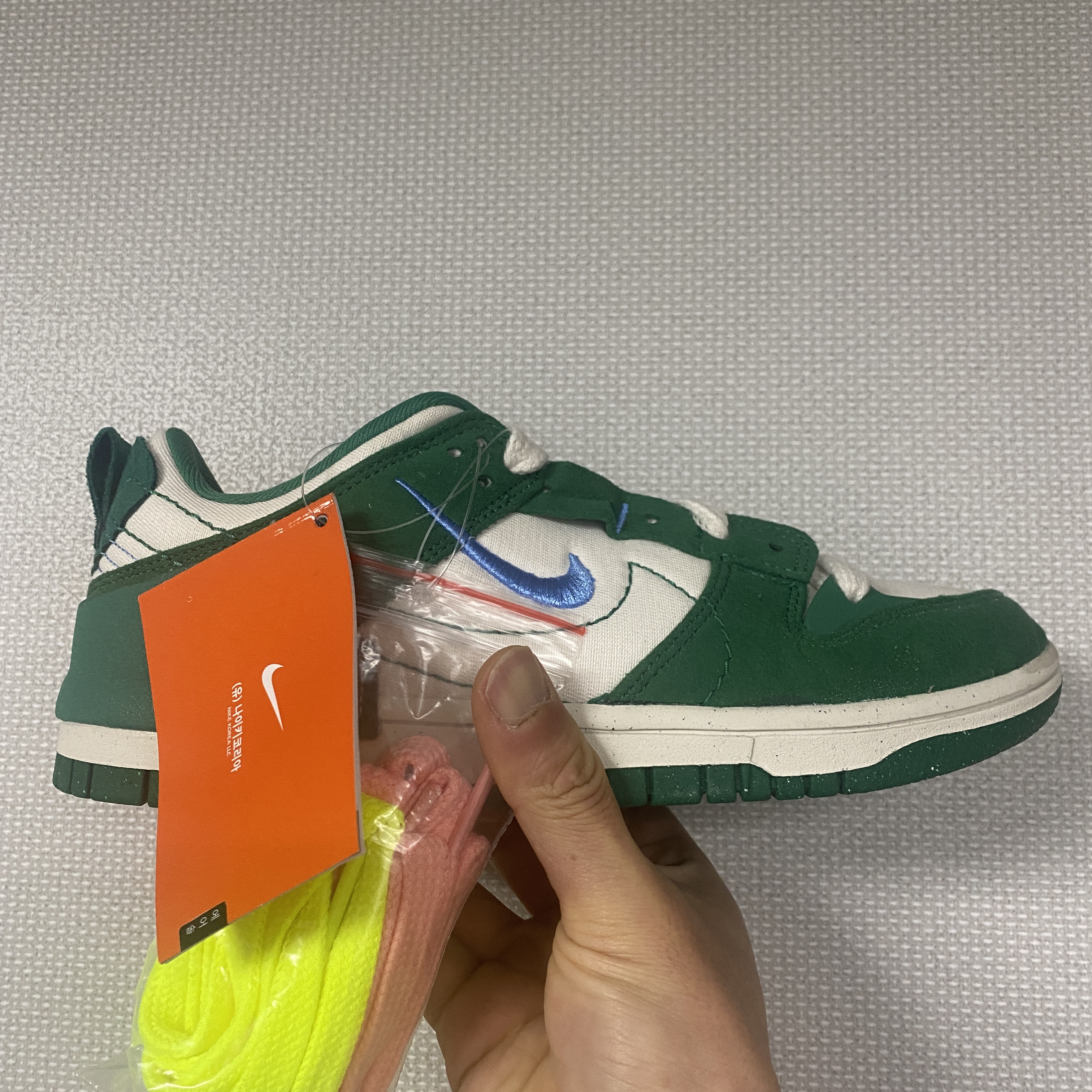 (W) Nike Dunk Low Disrupt 2 Phantom University Blue 착용 스타일