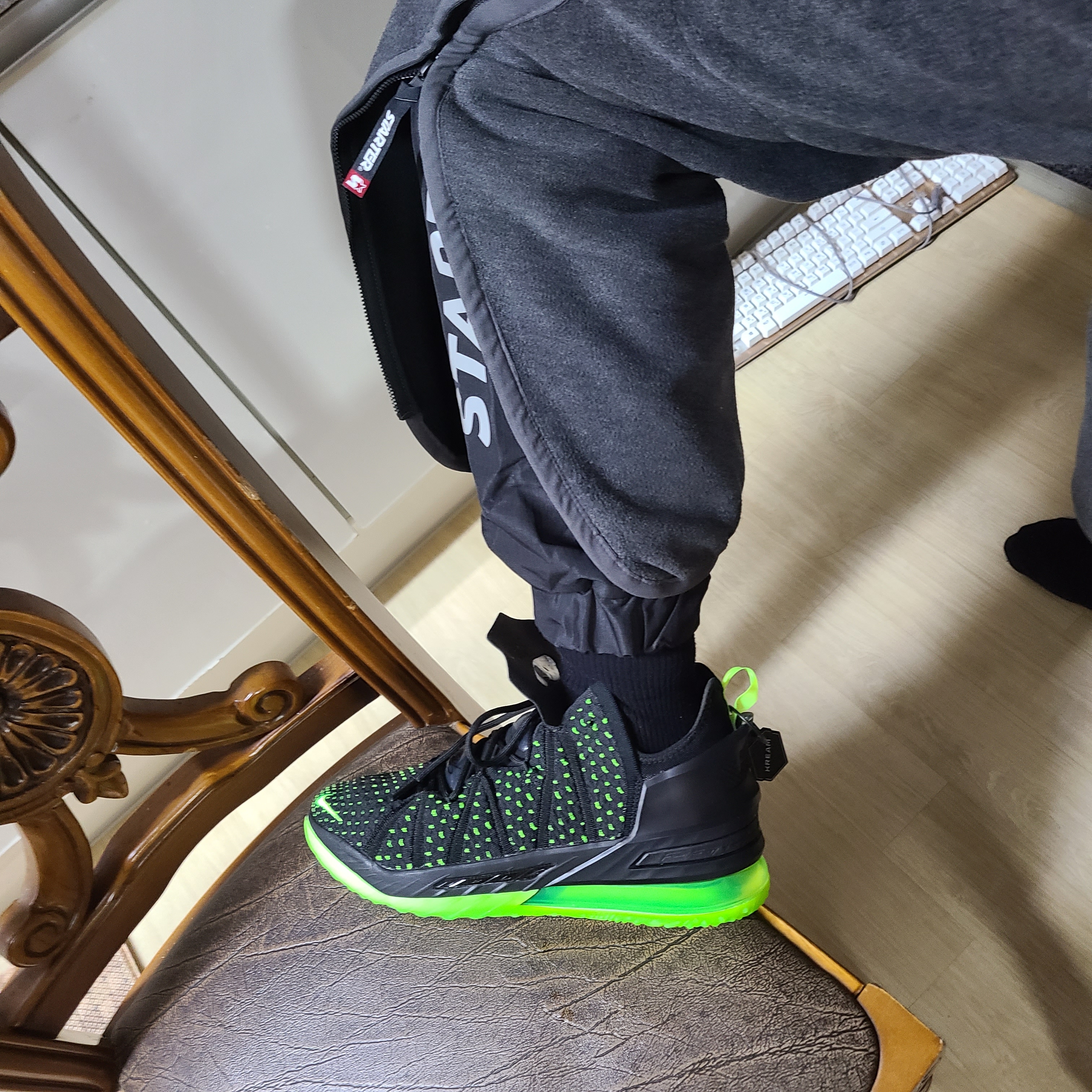Nike Lebron 18 Dunkman 착용 스타일 - 2