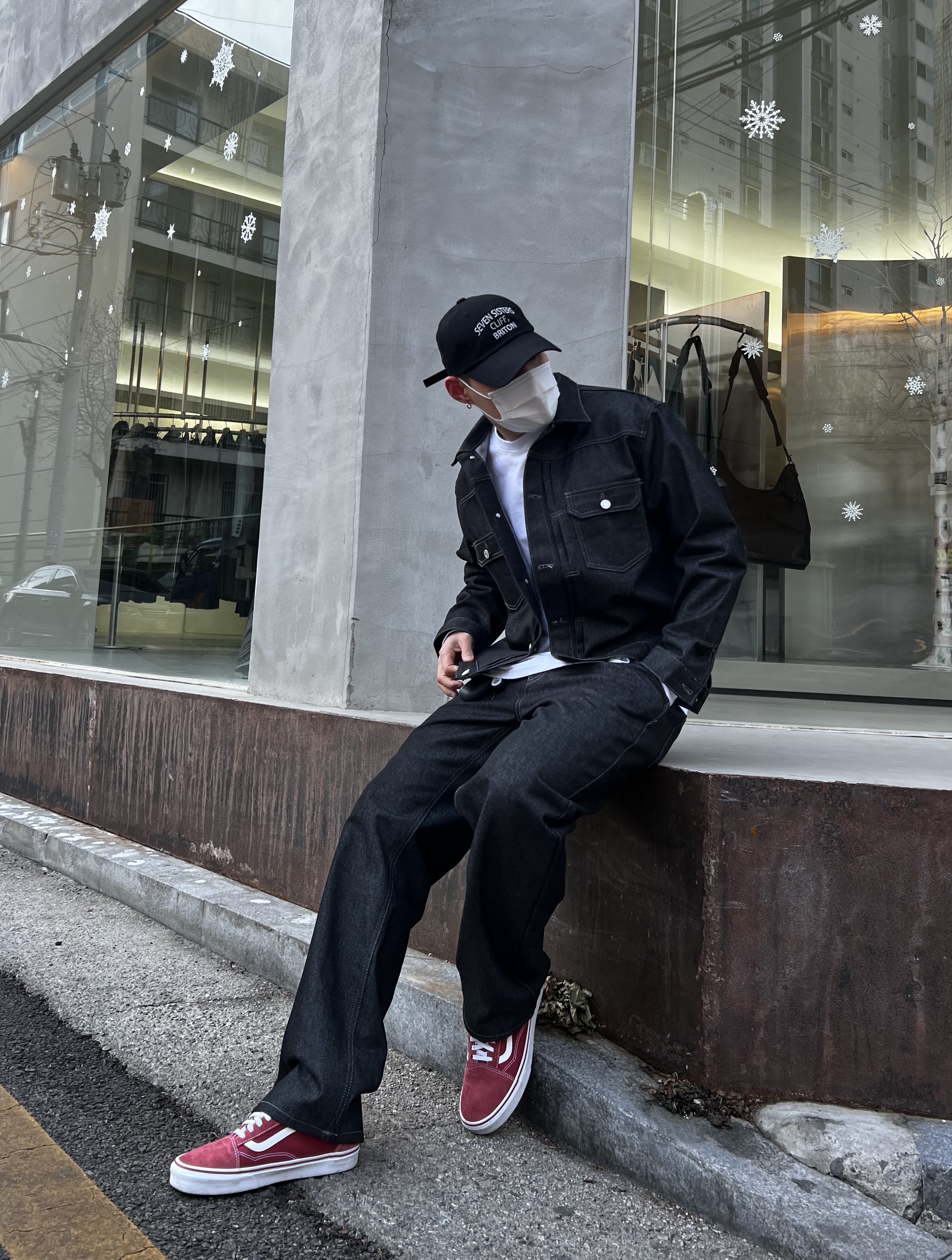 Vans Vault OG Old Skool LX Black 착용 스타일 - 1