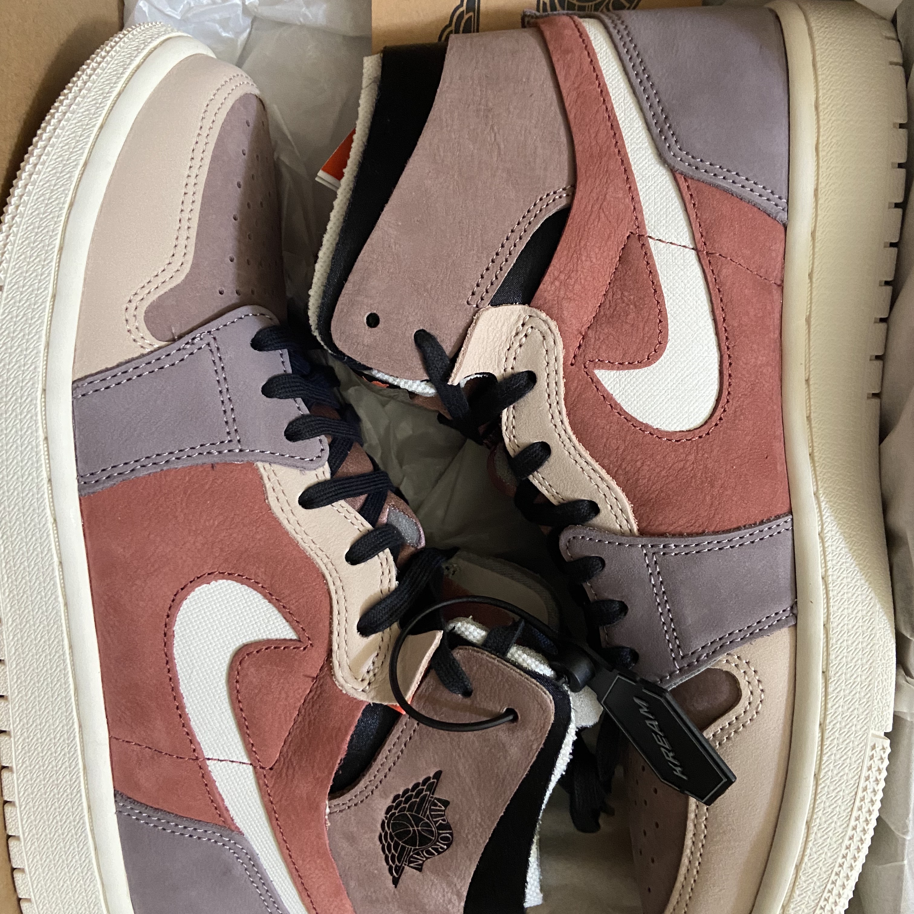 (W) Jordan 1 Zoom Air CMFT Rust 착용 스타일