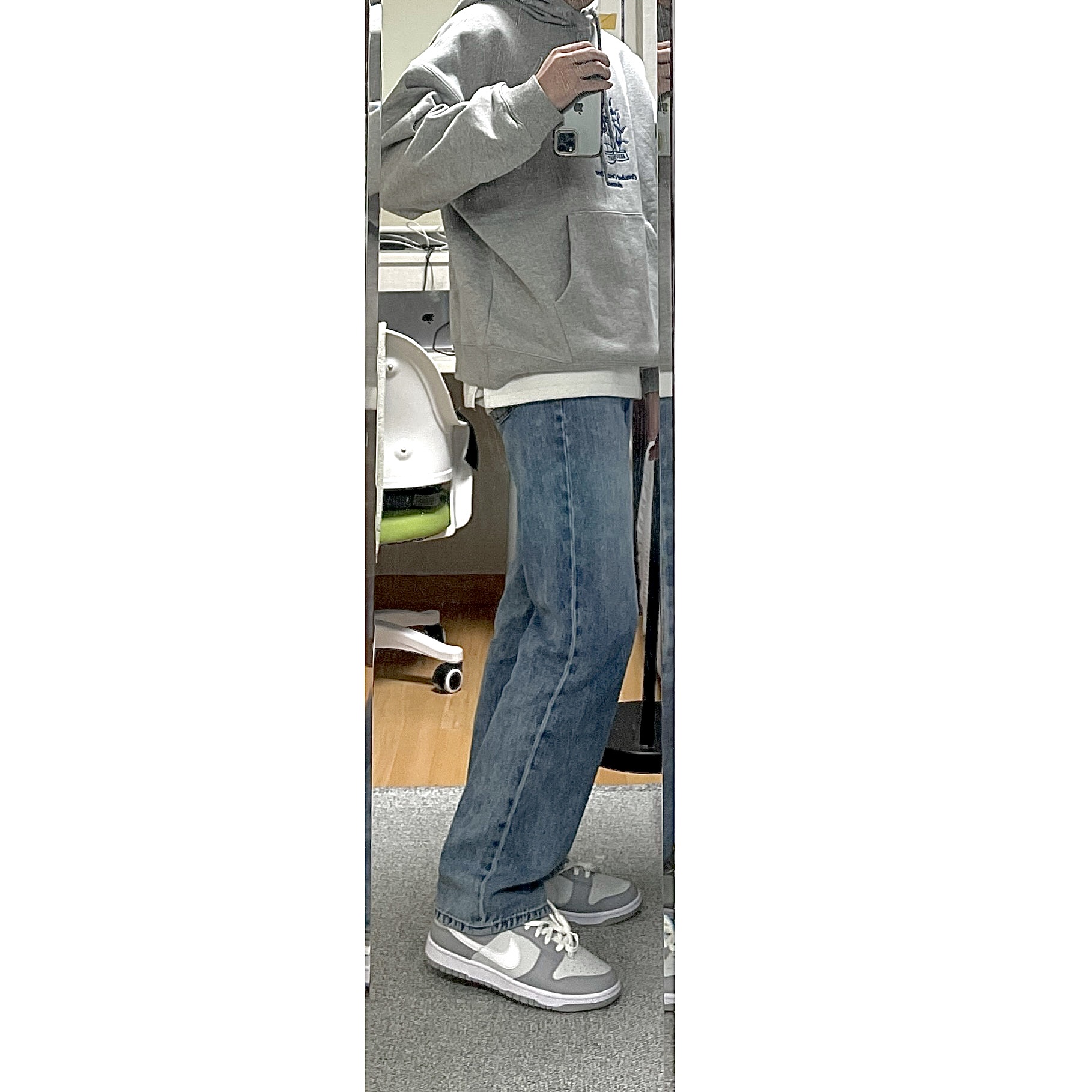 Nike Dunk Low Retro Wolf Grey 착용 스타일 - 2