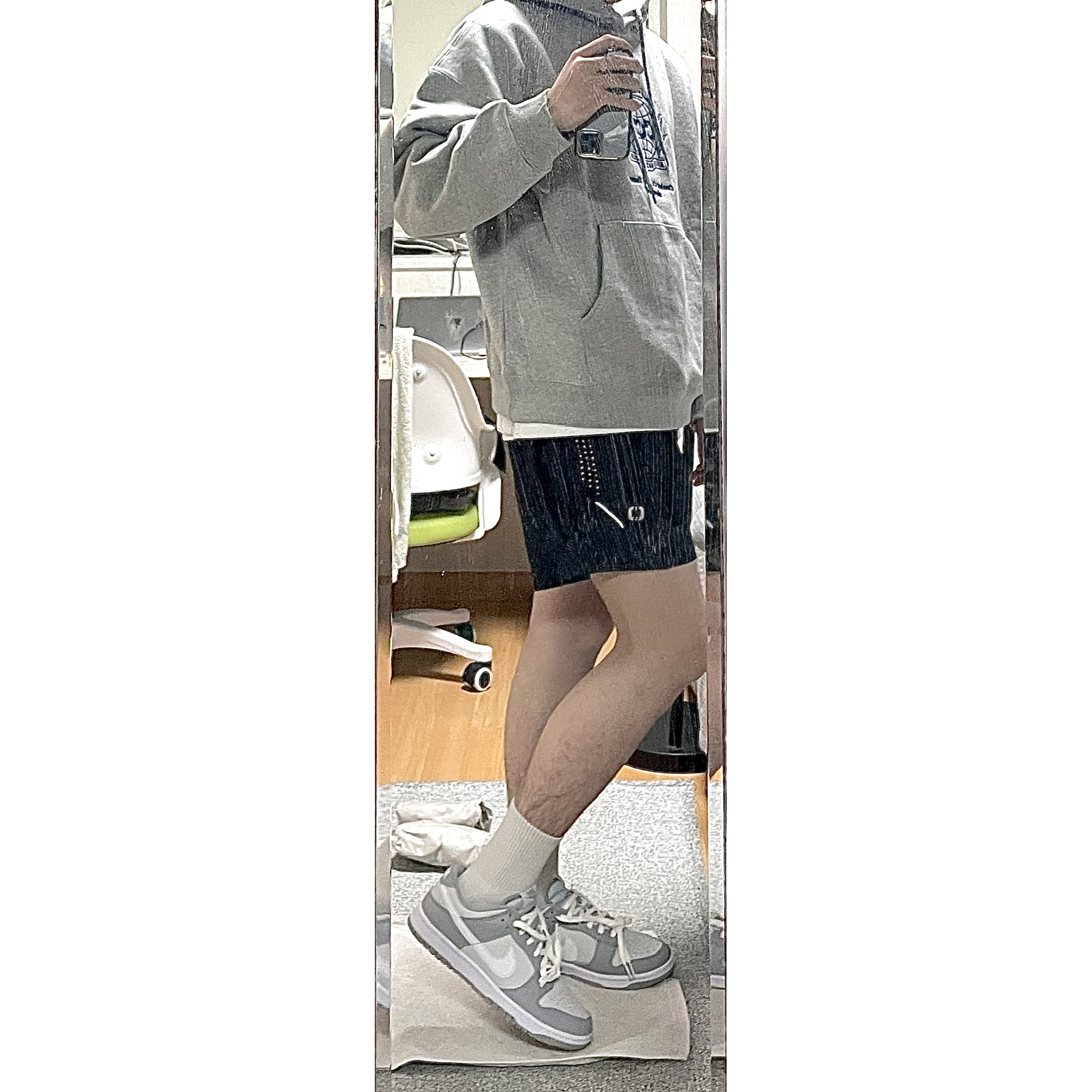 Nike Dunk Low Retro Wolf Grey 착용 스타일 - 1