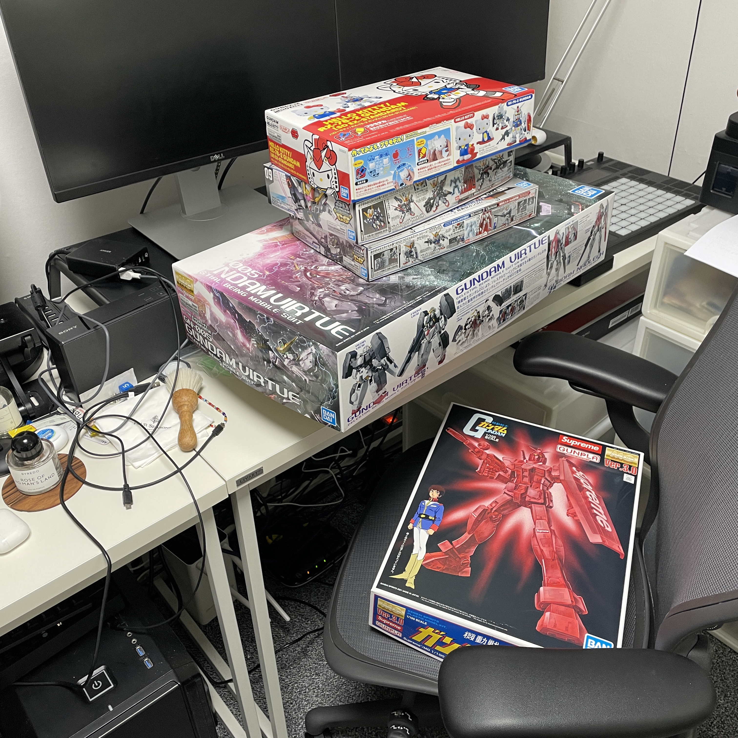 Supreme MG 1/100 RX-78-2 Gundam Ver. 3.0 착용 스타일 - 5