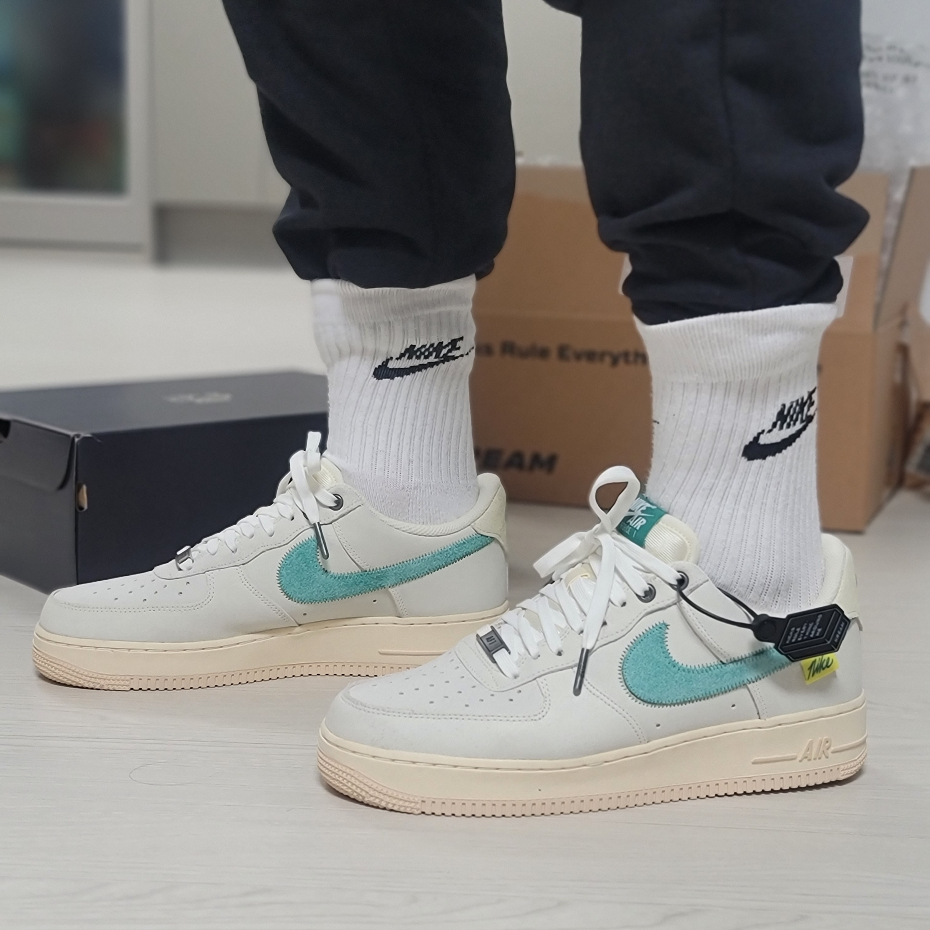 Nike Air Force 1 Low Test of Time 착용 스타일