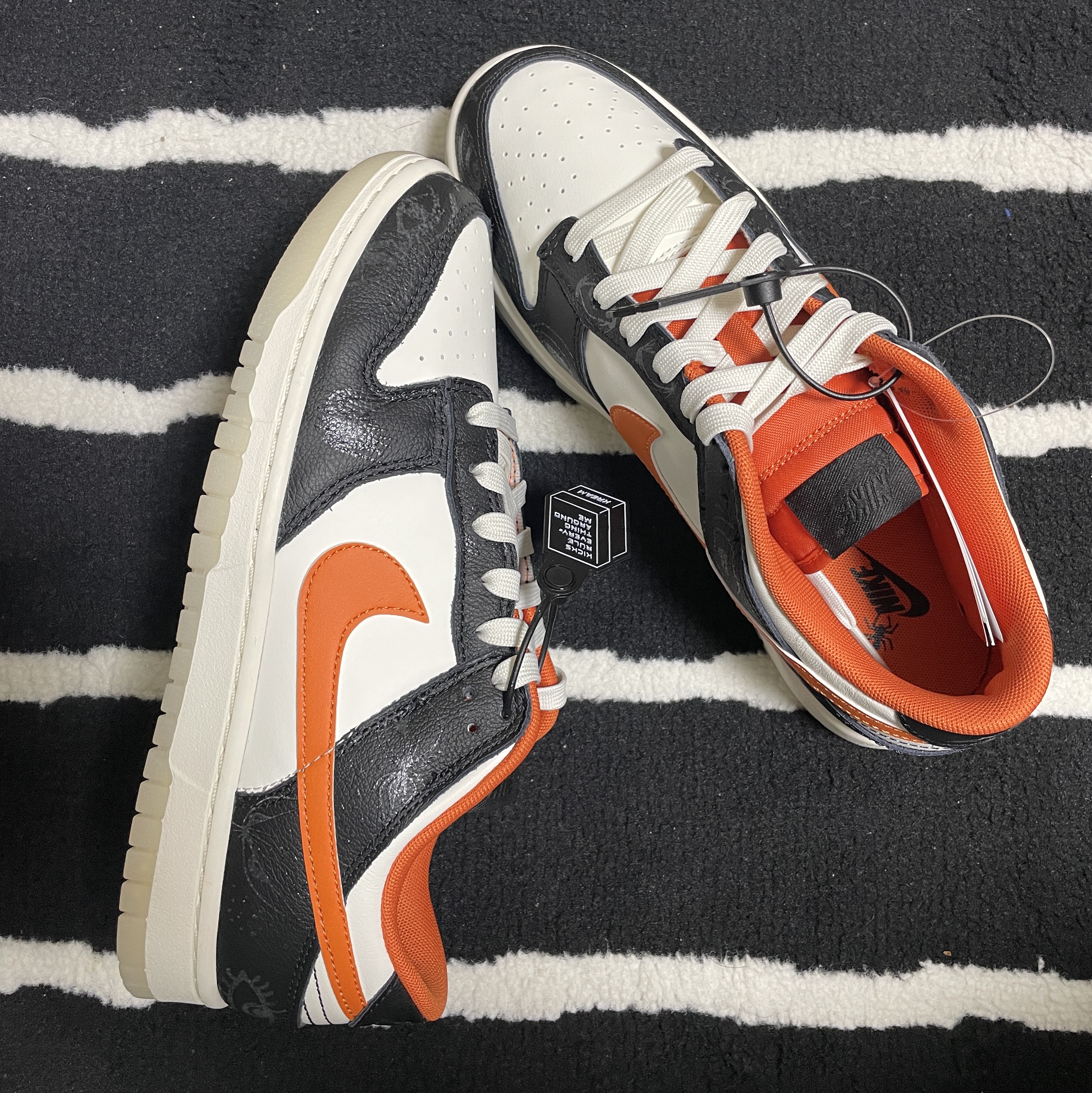 Nike Dunk Low Retro PRM Halloween 착용 스타일 - 1