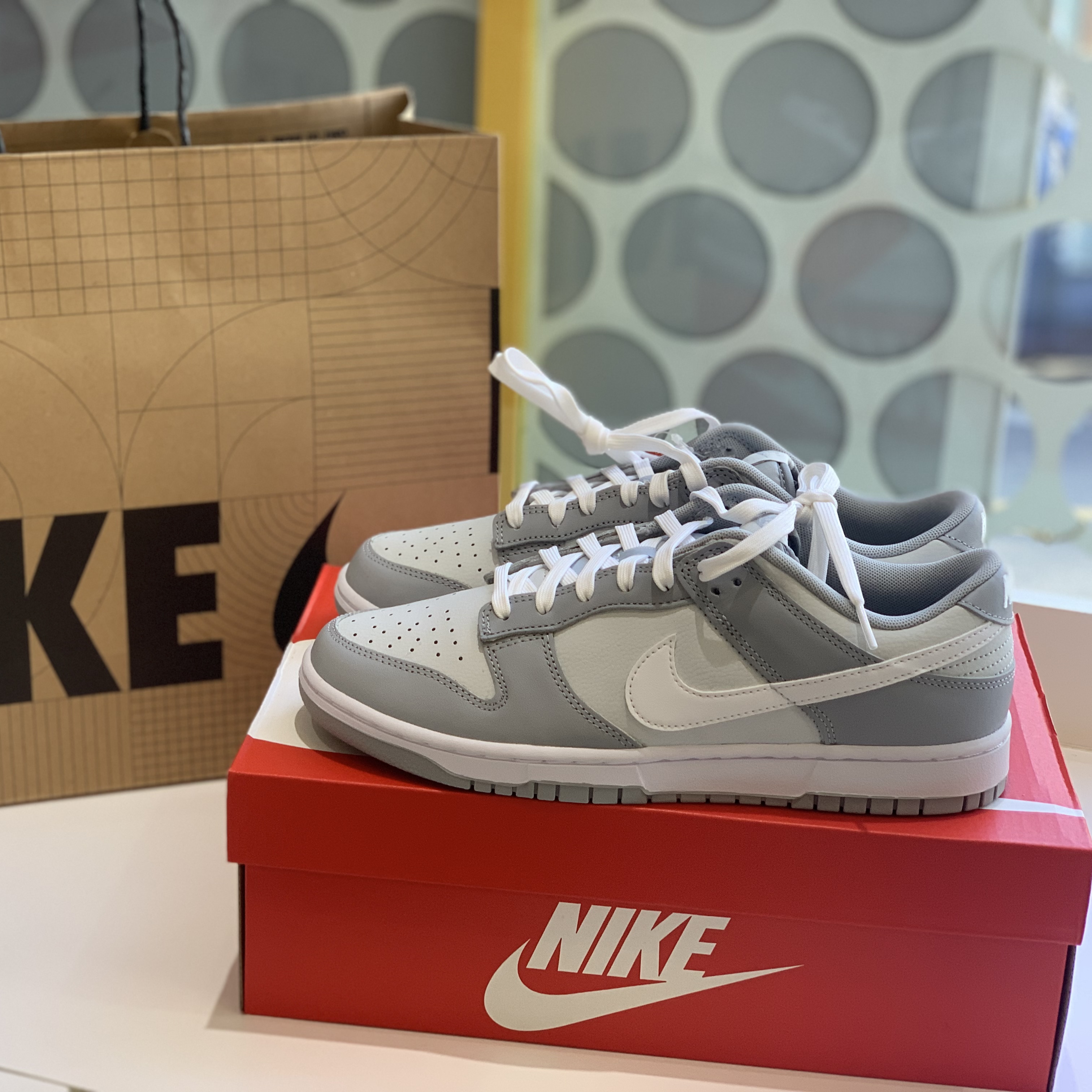 Nike Dunk Low Retro Wolf Grey 착용 스타일