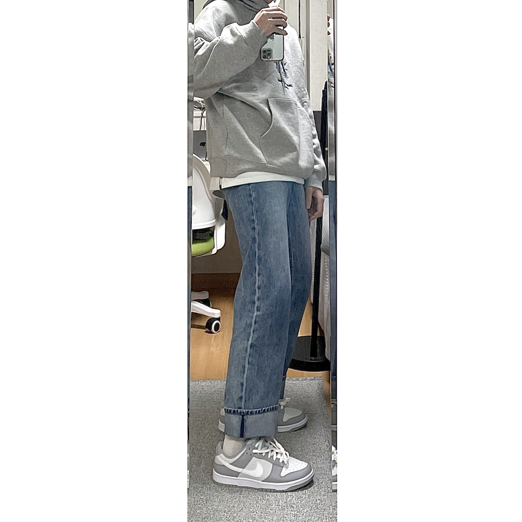 Nike Dunk Low Retro Wolf Grey 착용 스타일 - 3